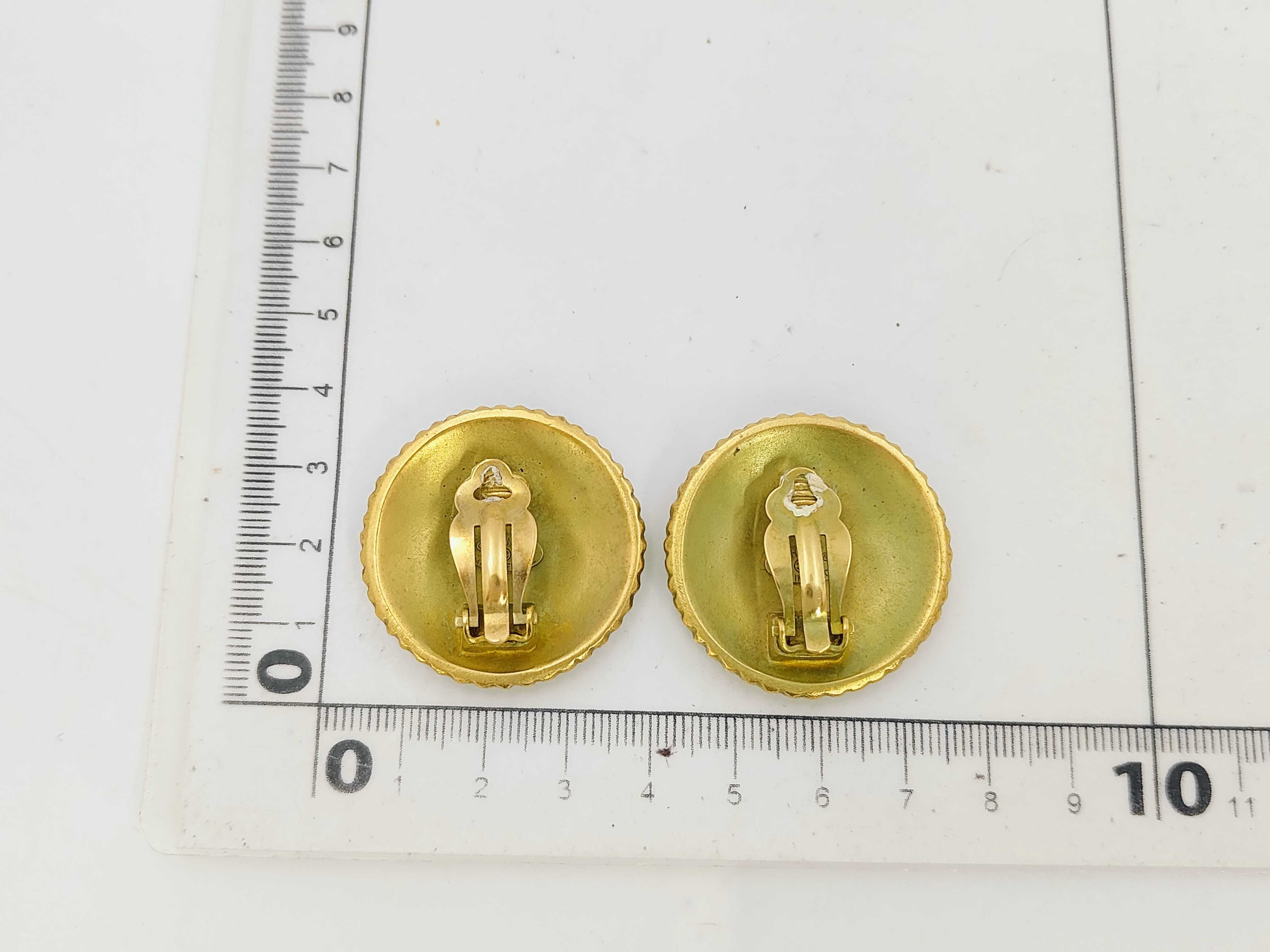 Round Earrings 95P Earrings — view 7