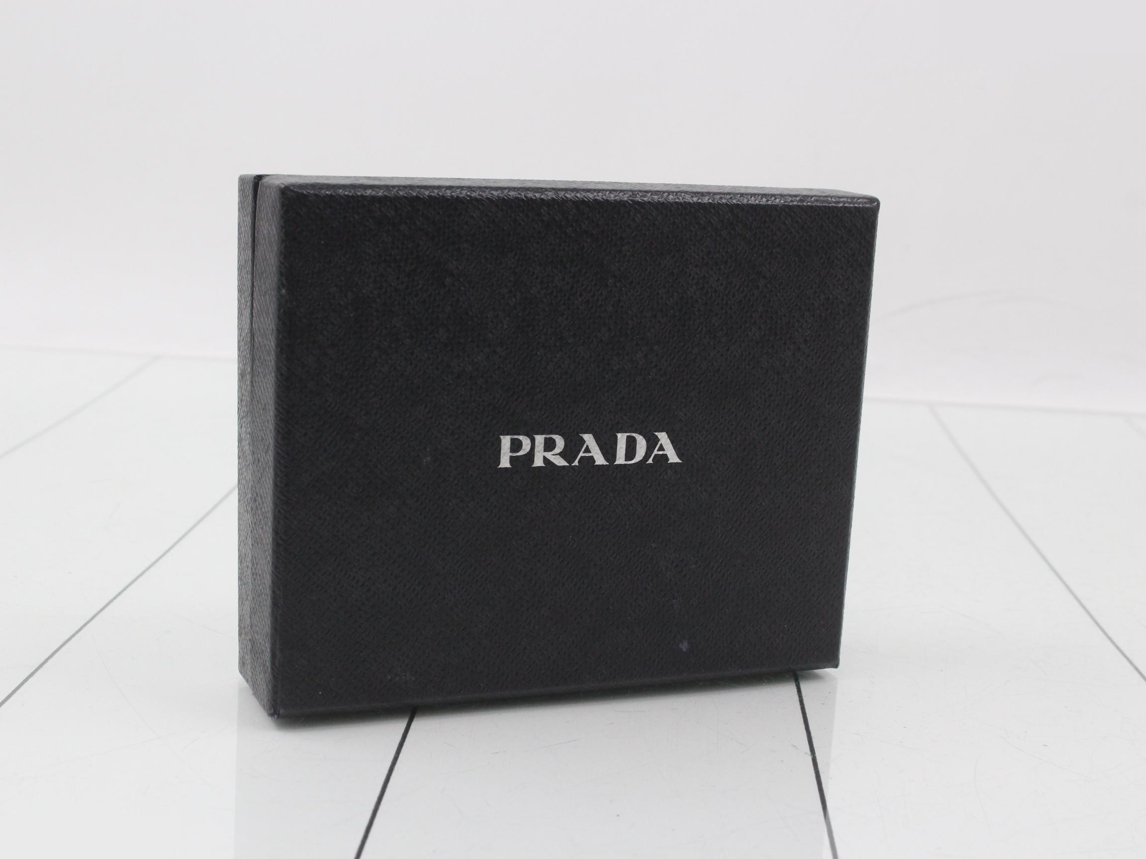 Other lines: Bags and Wallets — view 5