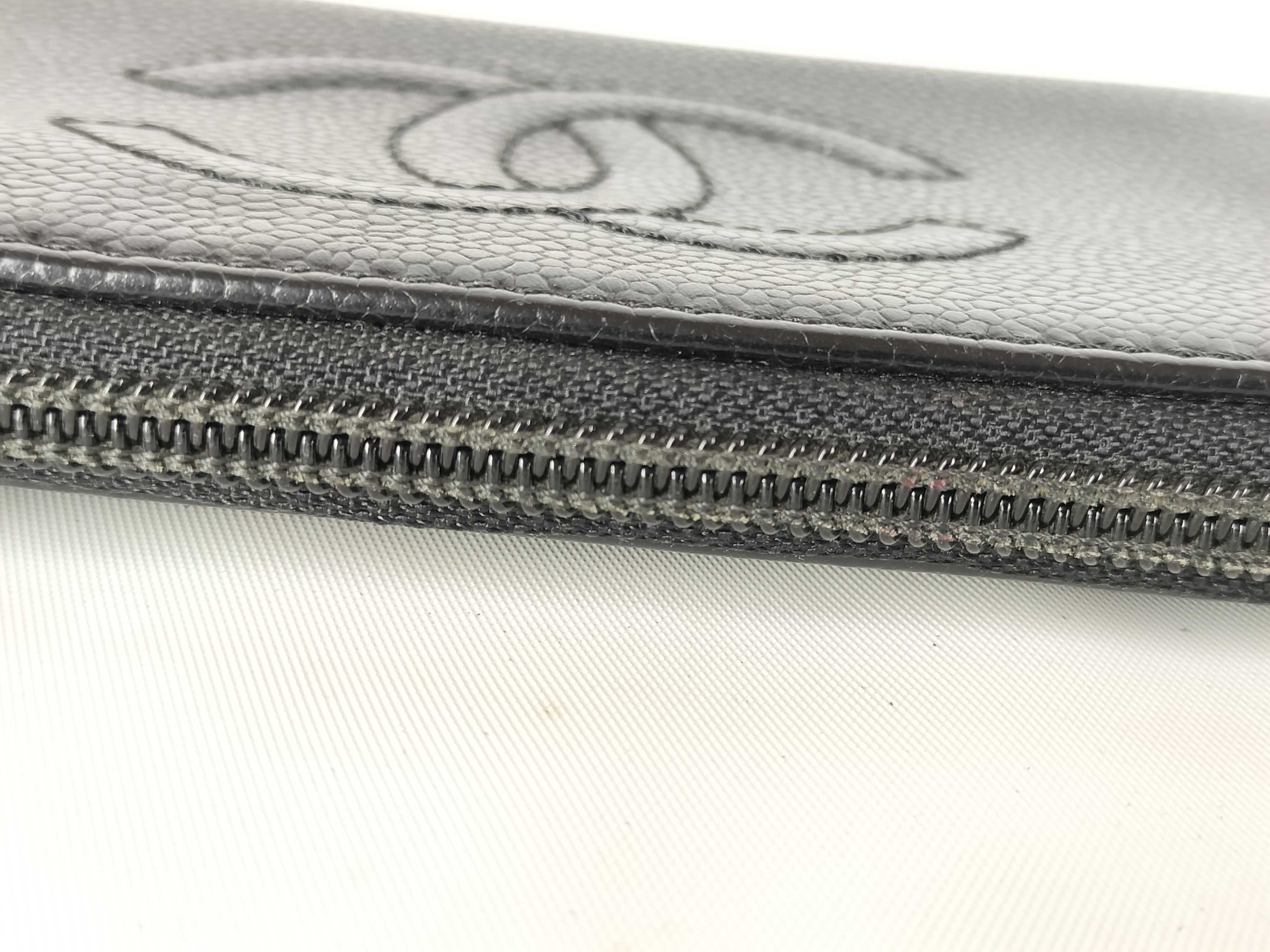Caviar Coco Round Wallet (Partially missing hardware) — view 4