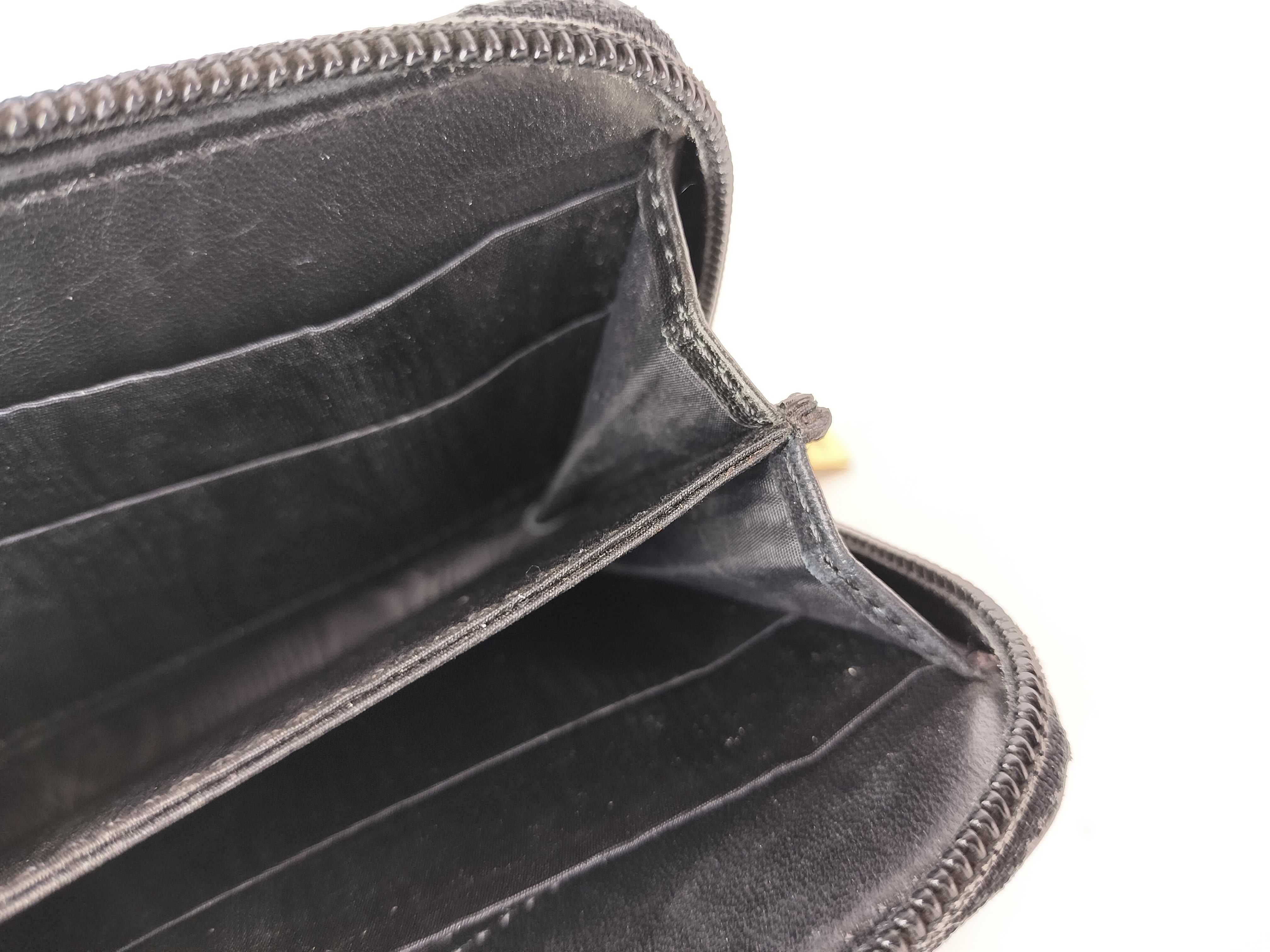 Caviar Coco Round Wallet (Partially missing hardware) — view 9