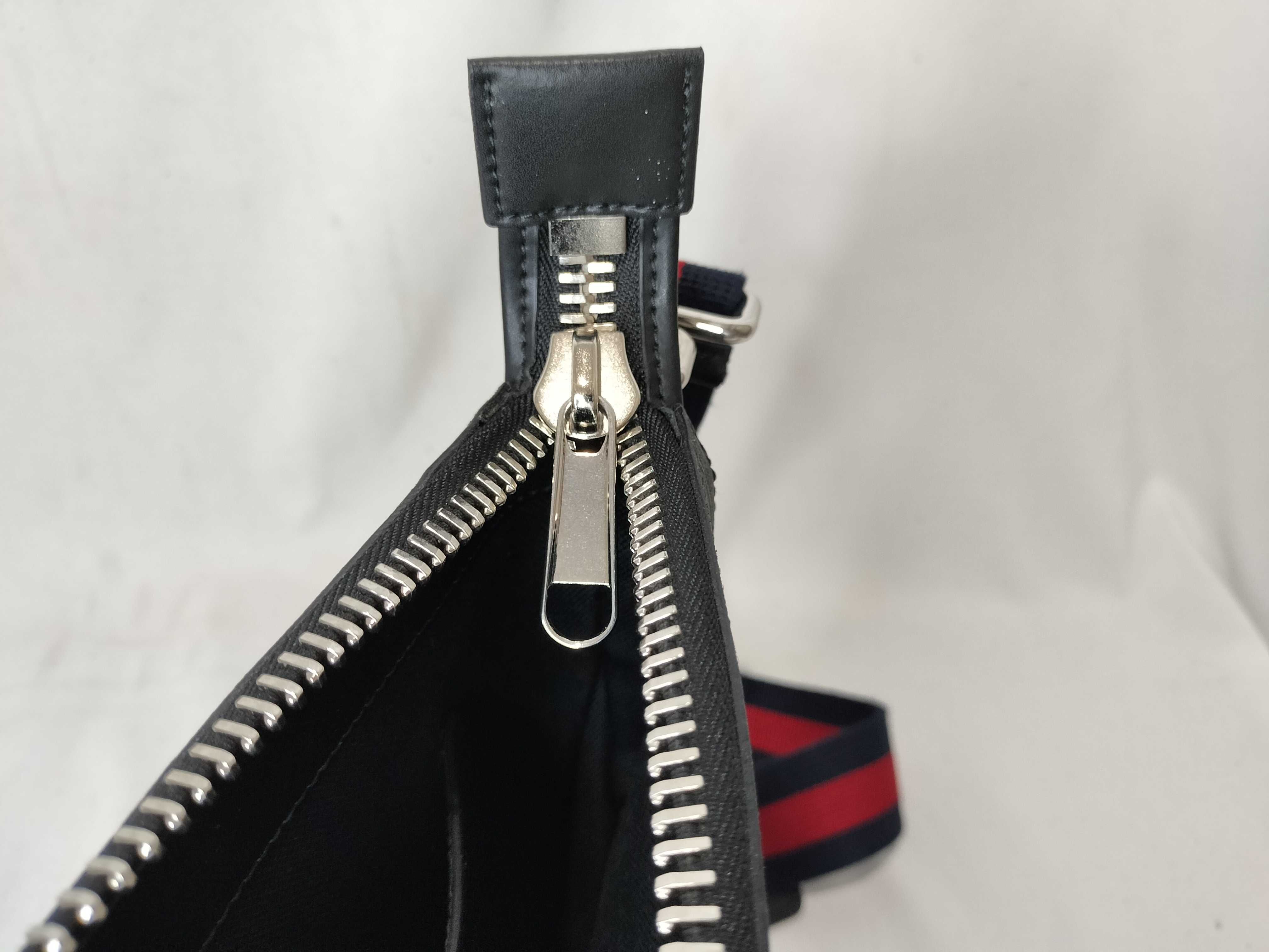 GG Supreme PVC & cow skin shoulder bag gray x black — view 11