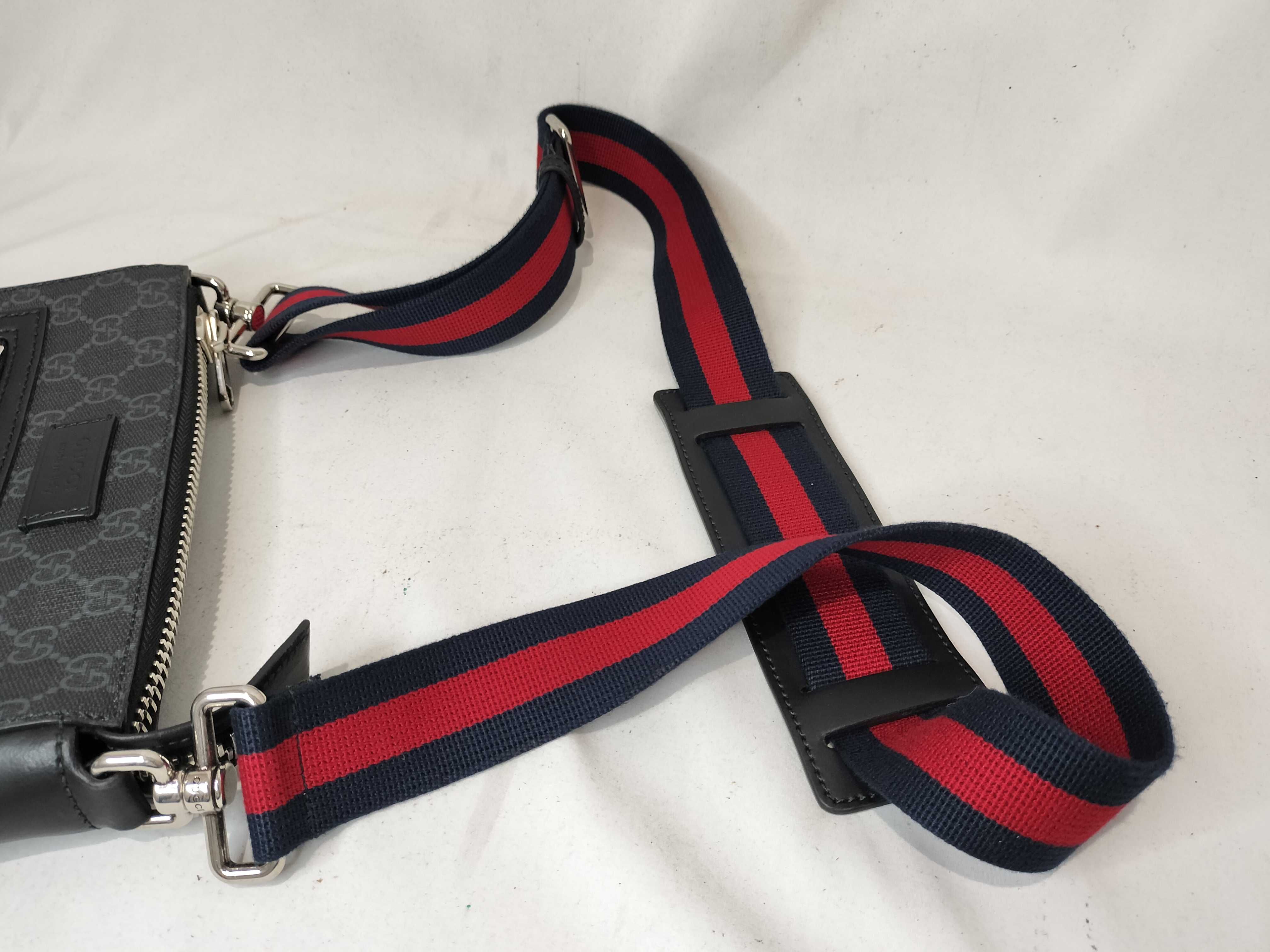 GG Supreme PVC & cow skin shoulder bag gray x black — view 4