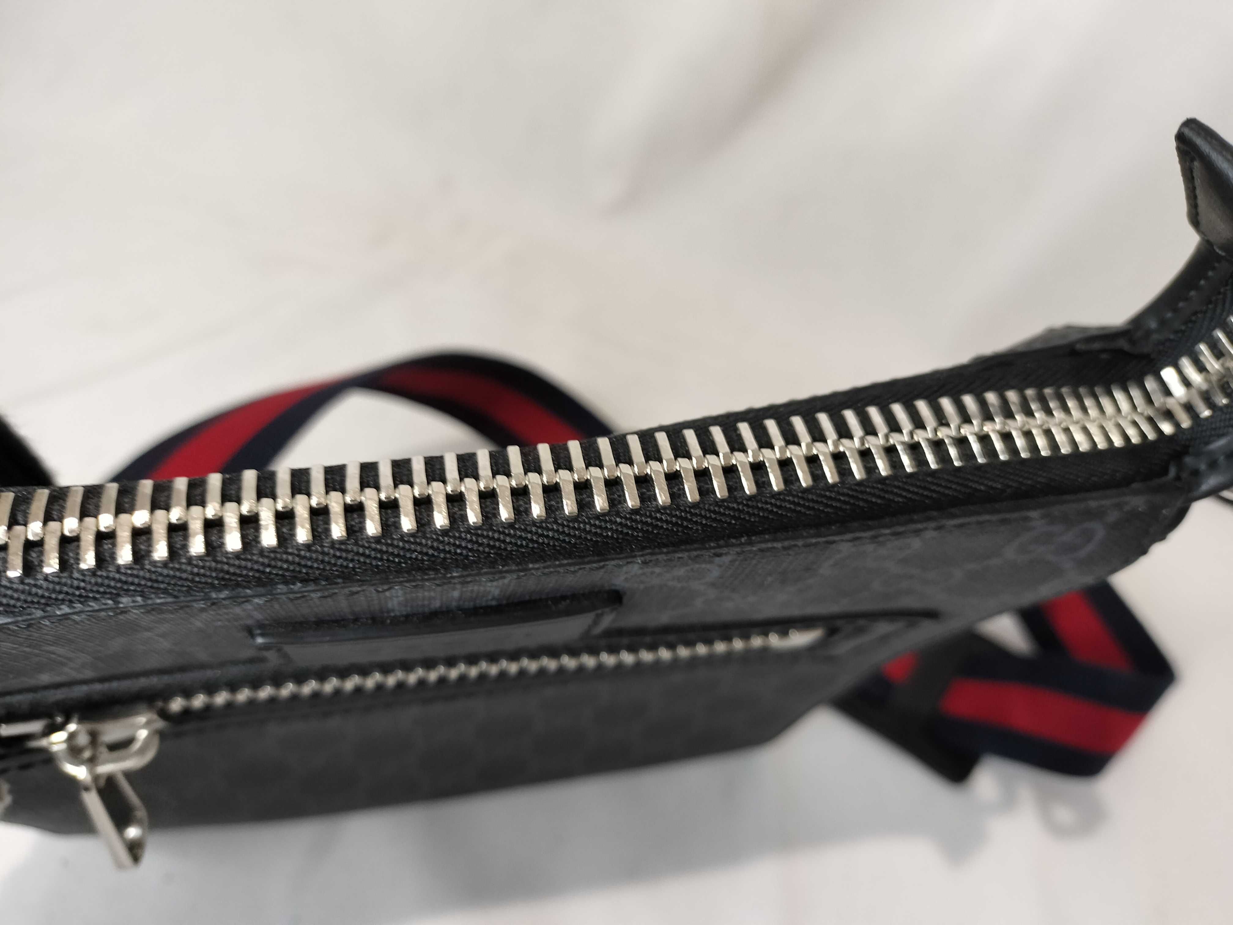 GG Supreme PVC & cow skin shoulder bag gray x black — view 9