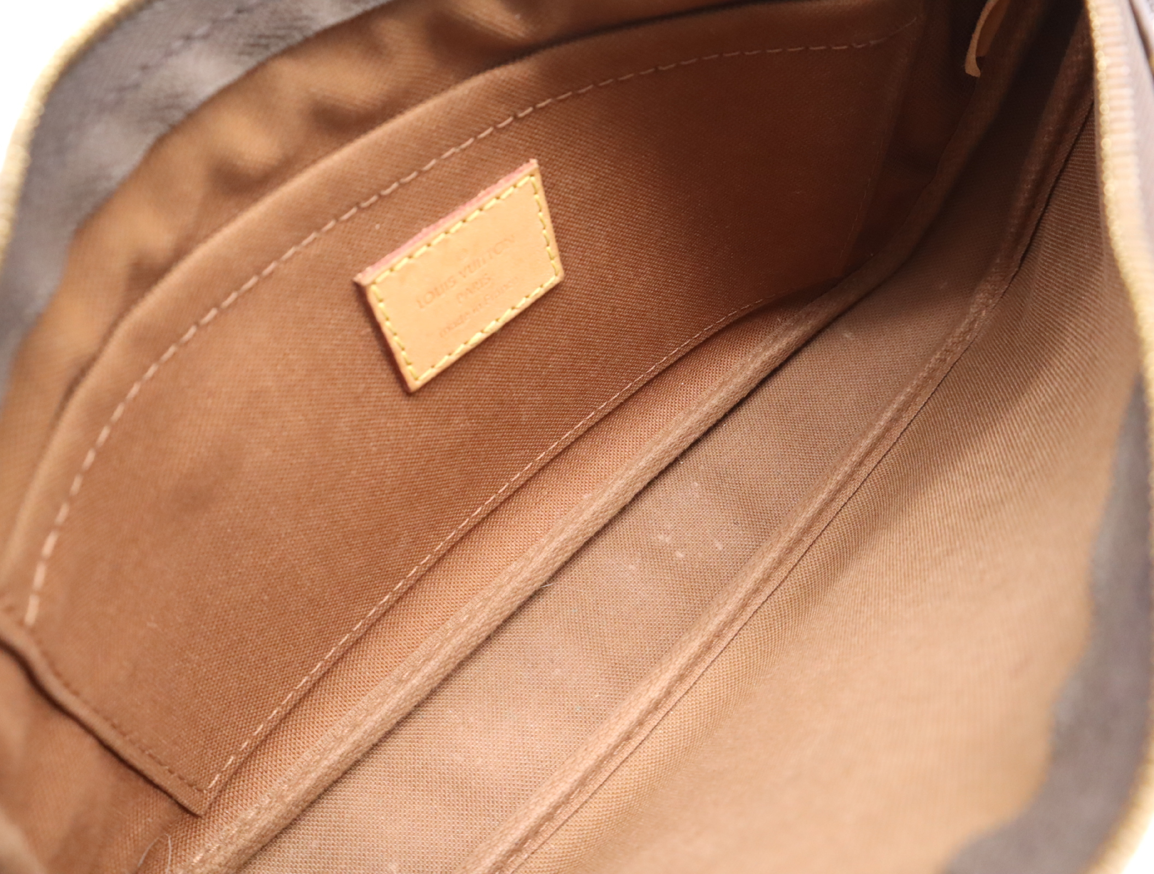 M44813 Monogram Multi Pochette Accessoires Khaki Shoulder Bag with Dust Bag — view 12