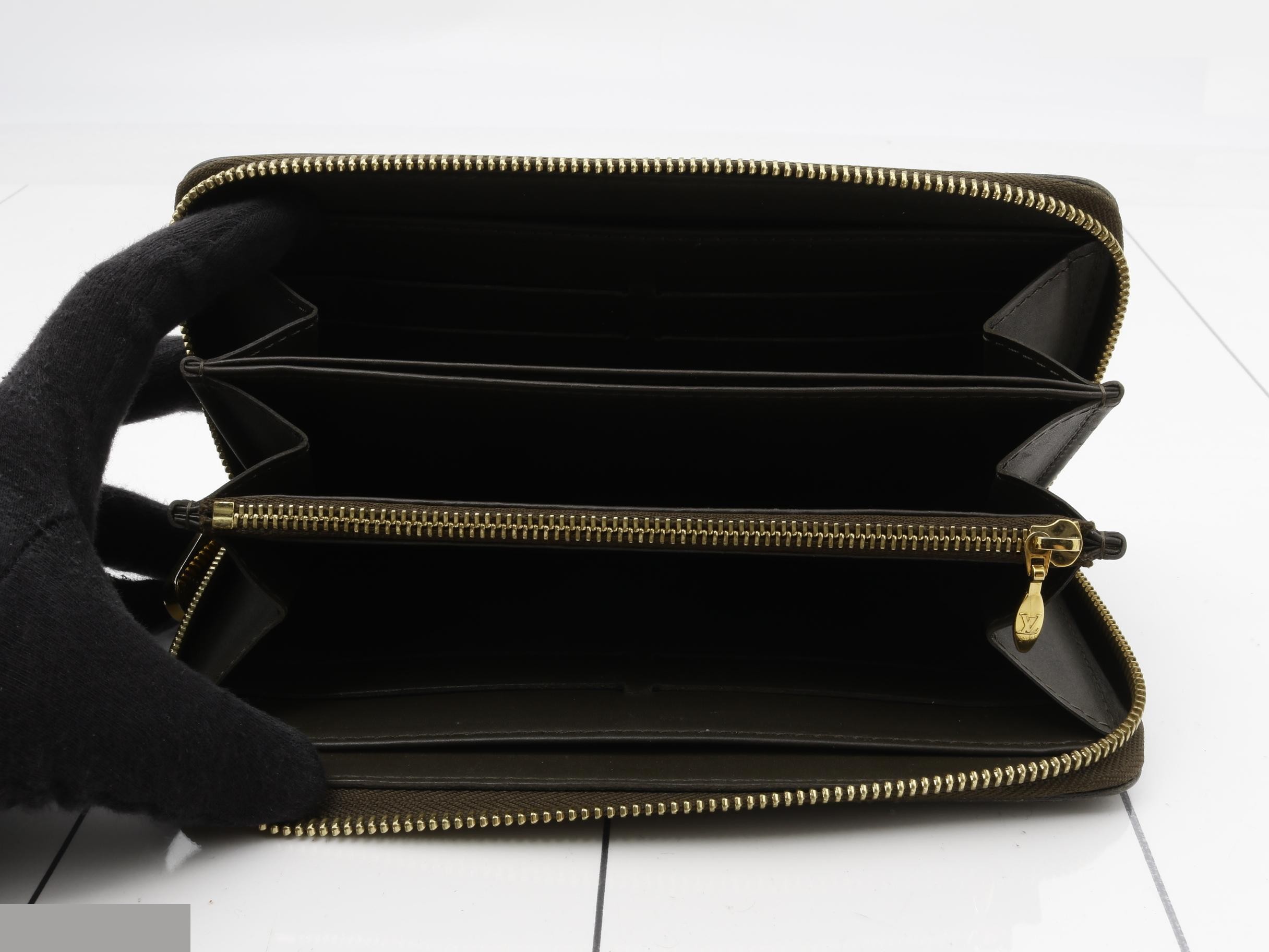 Vernis Zippy Wallet Round Zipper Long Wallet — view 4