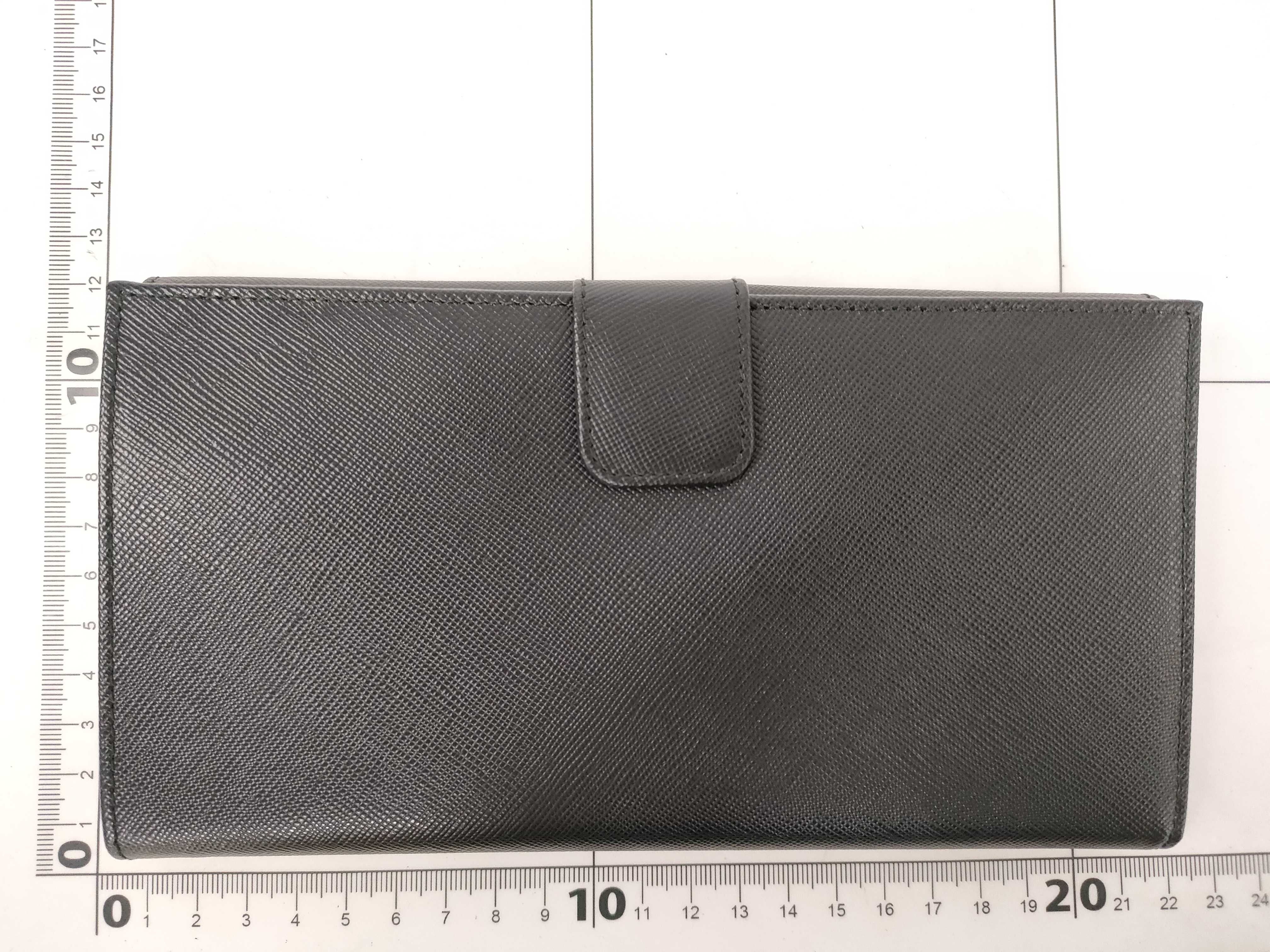 wallet — view 2