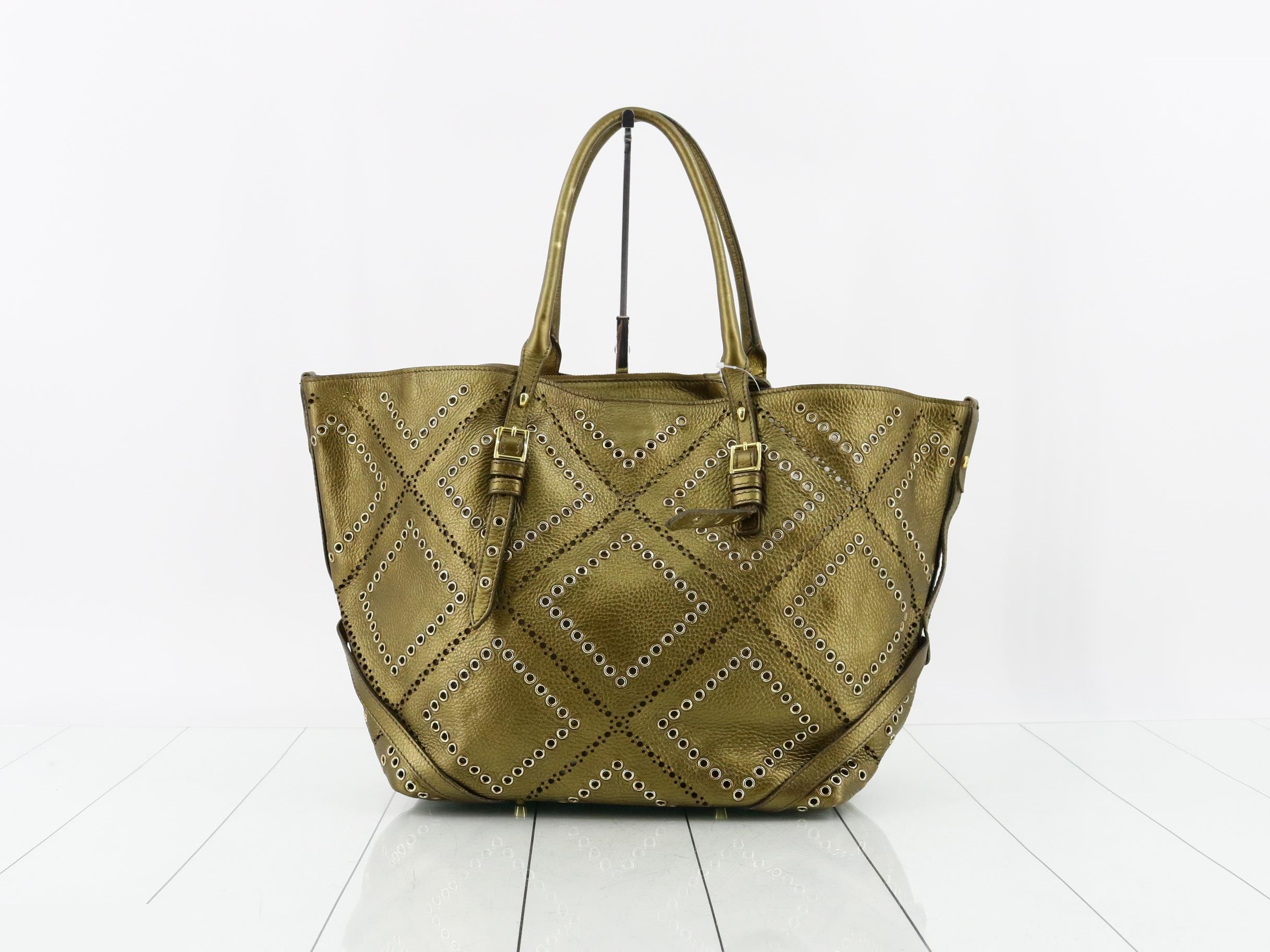 Other lines: Bags, Tote bags, Pouches — view 3