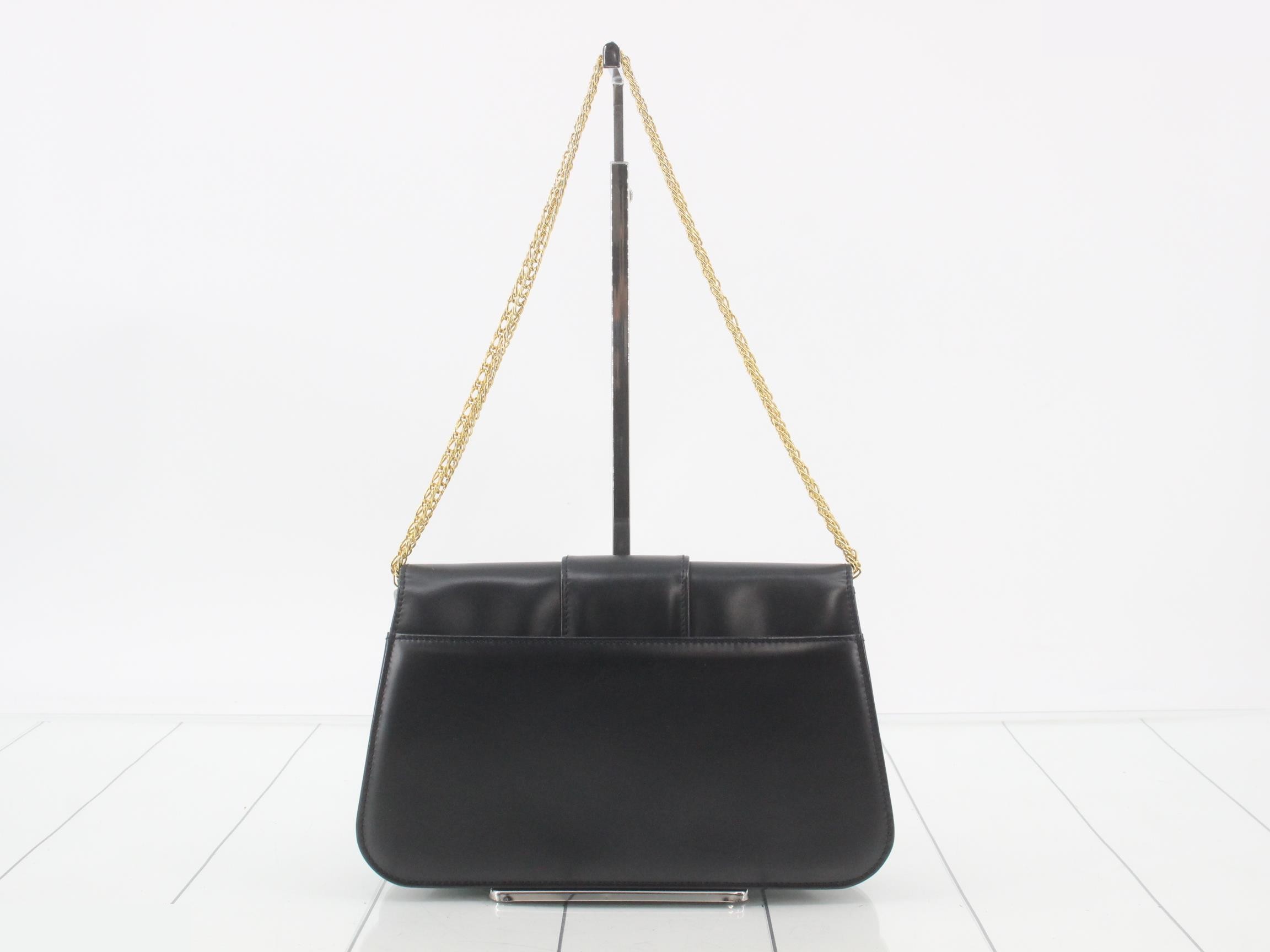 Sapphire chain shoulder leather black x gold — view 2