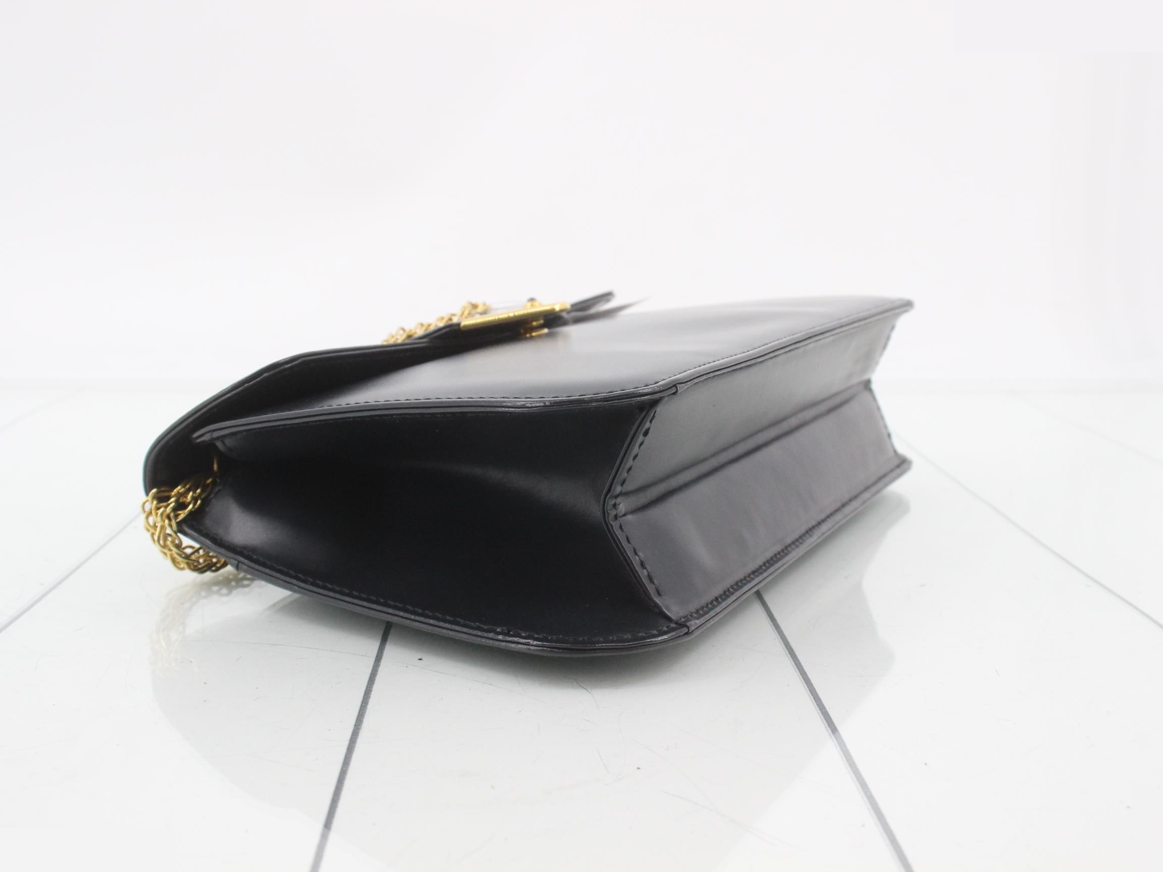 Sapphire chain shoulder leather black x gold — view 5