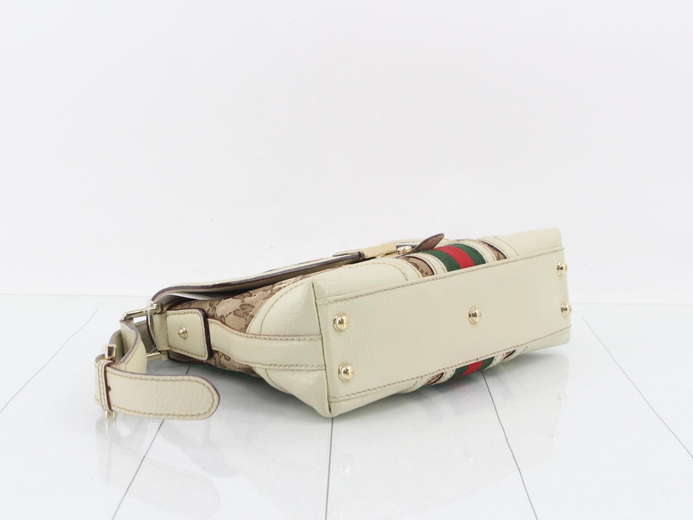 GG Canvas (Bag) - Shoulder Bag — view 5