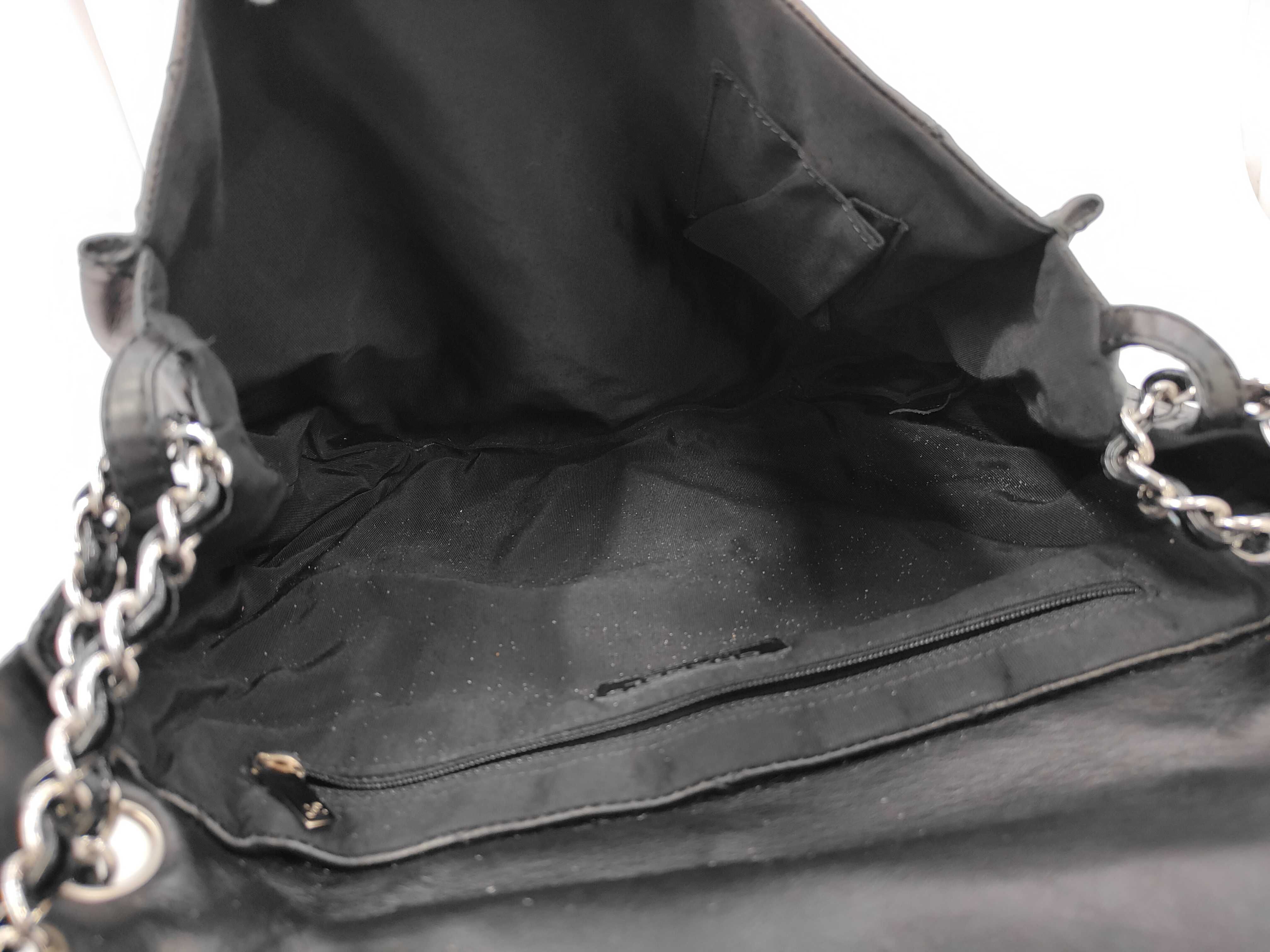 Matelassé Patent Chain Tote Bag 12874429 — view 12