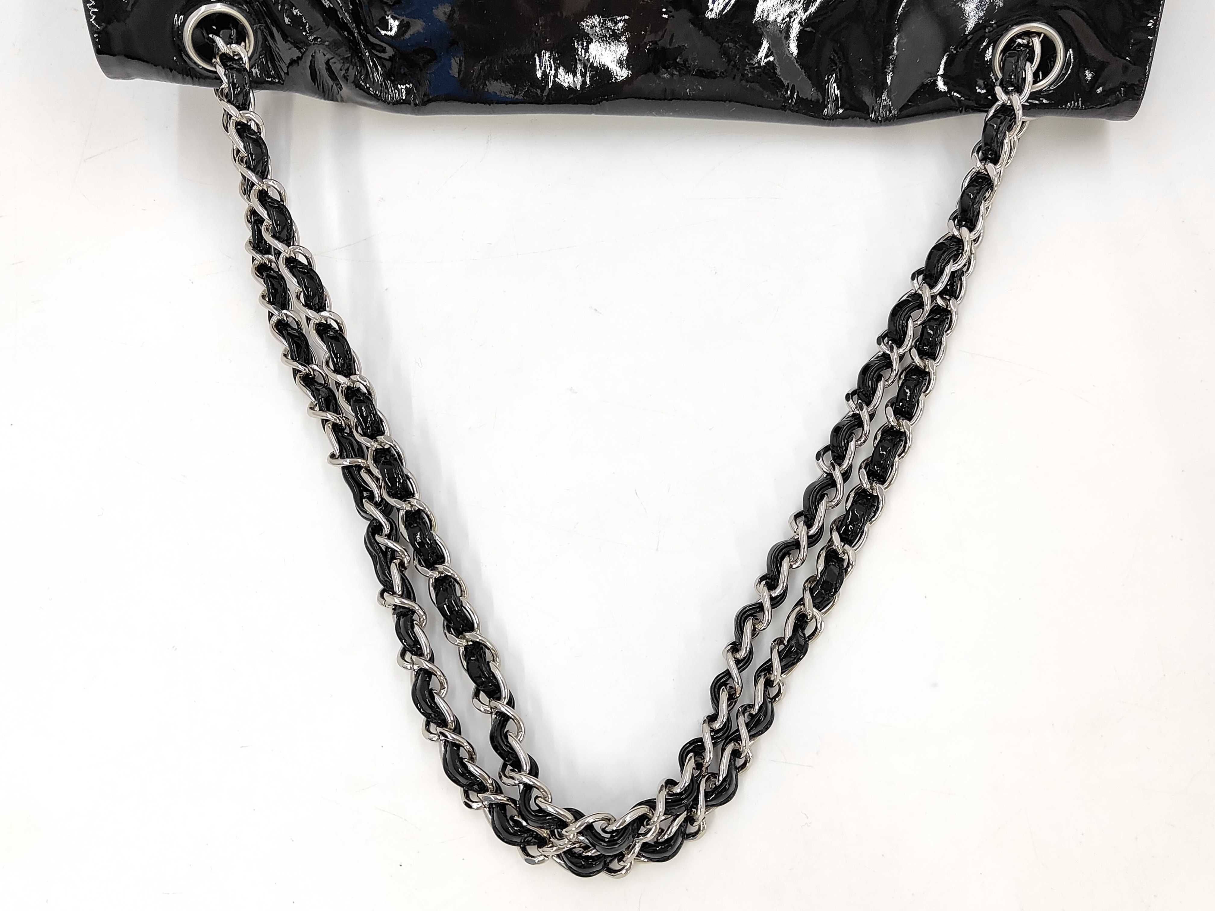 Matelassé Patent Chain Tote Bag 12874429 — view 5