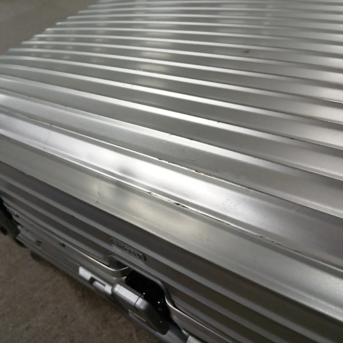 [Individually packaged] Rimowa Topas Aluminum Carry Case, Silver, Combination Lock 384 — view 12
