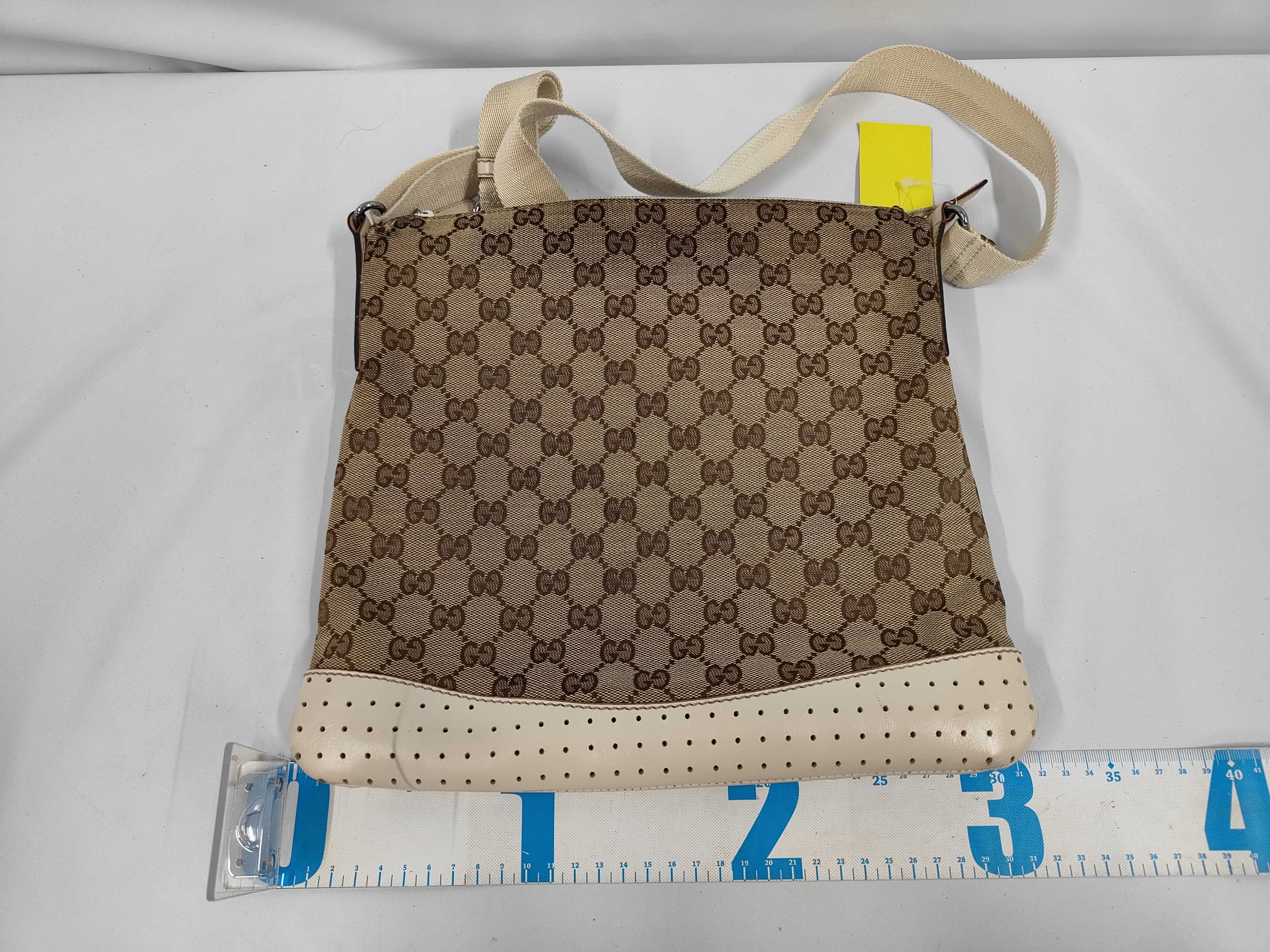 GG Canvas Shoulder Bag, Off-White, 145857 001013 — view 2