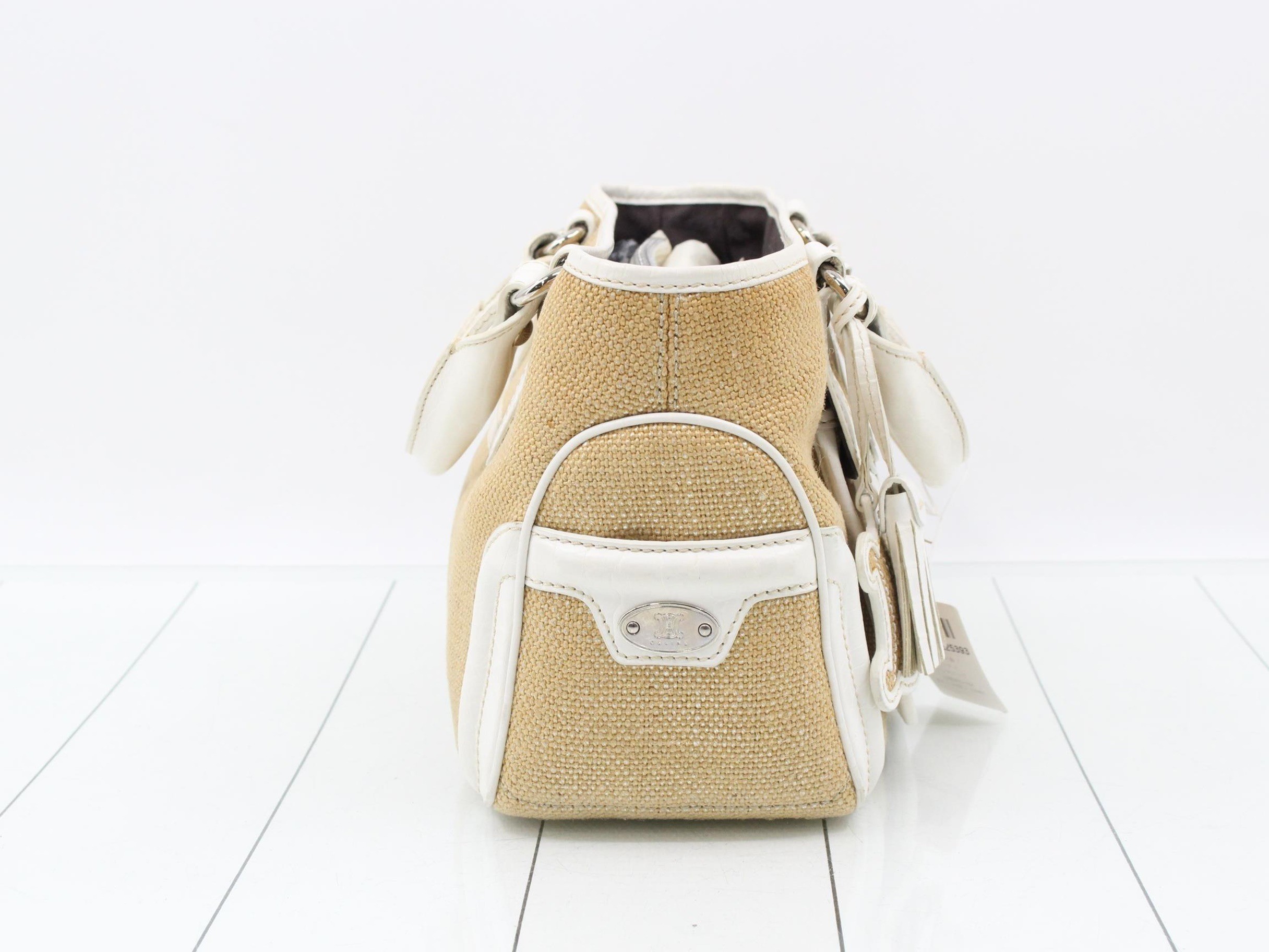 handbag — view 4