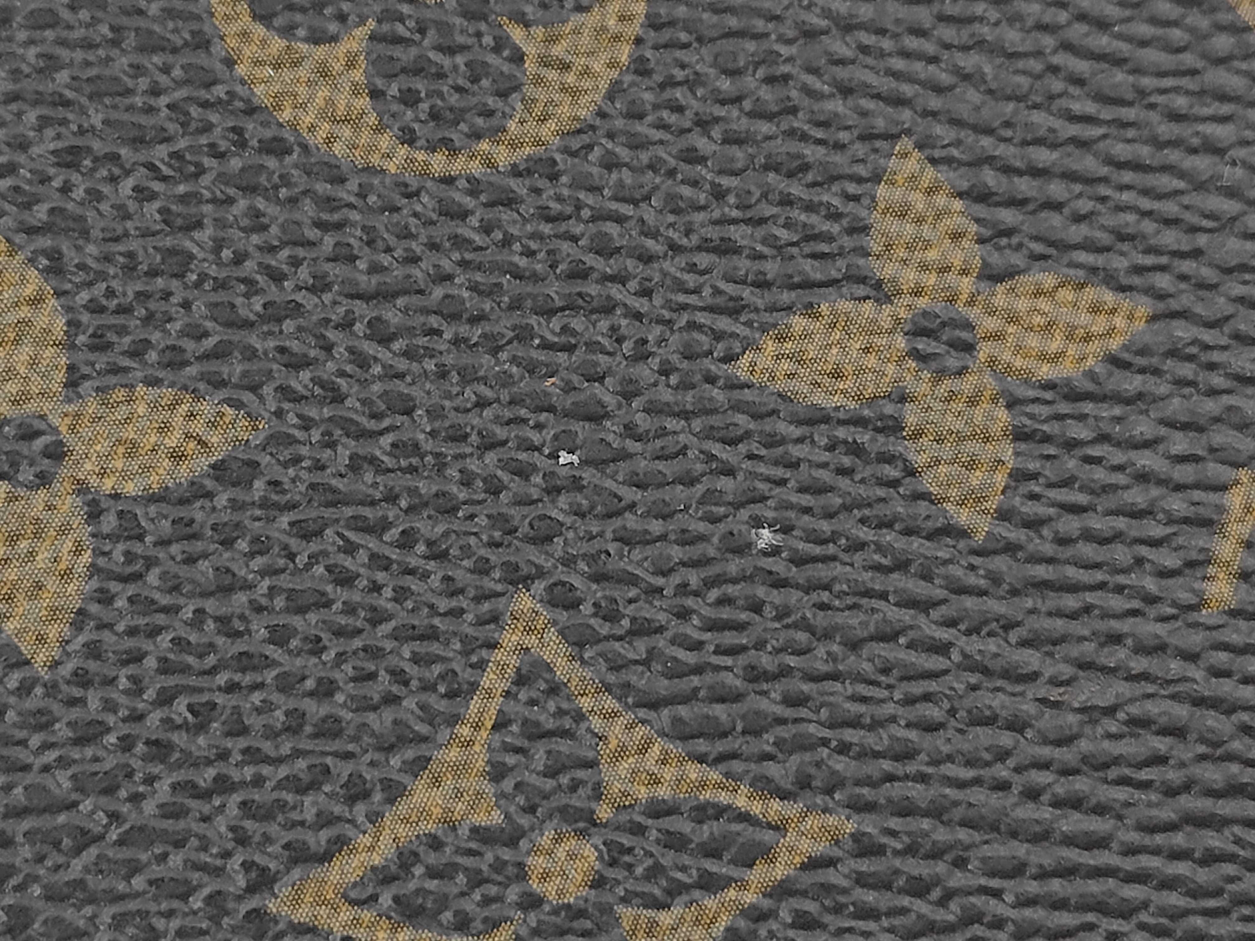 Neverfull MM Tote Bag — view 11