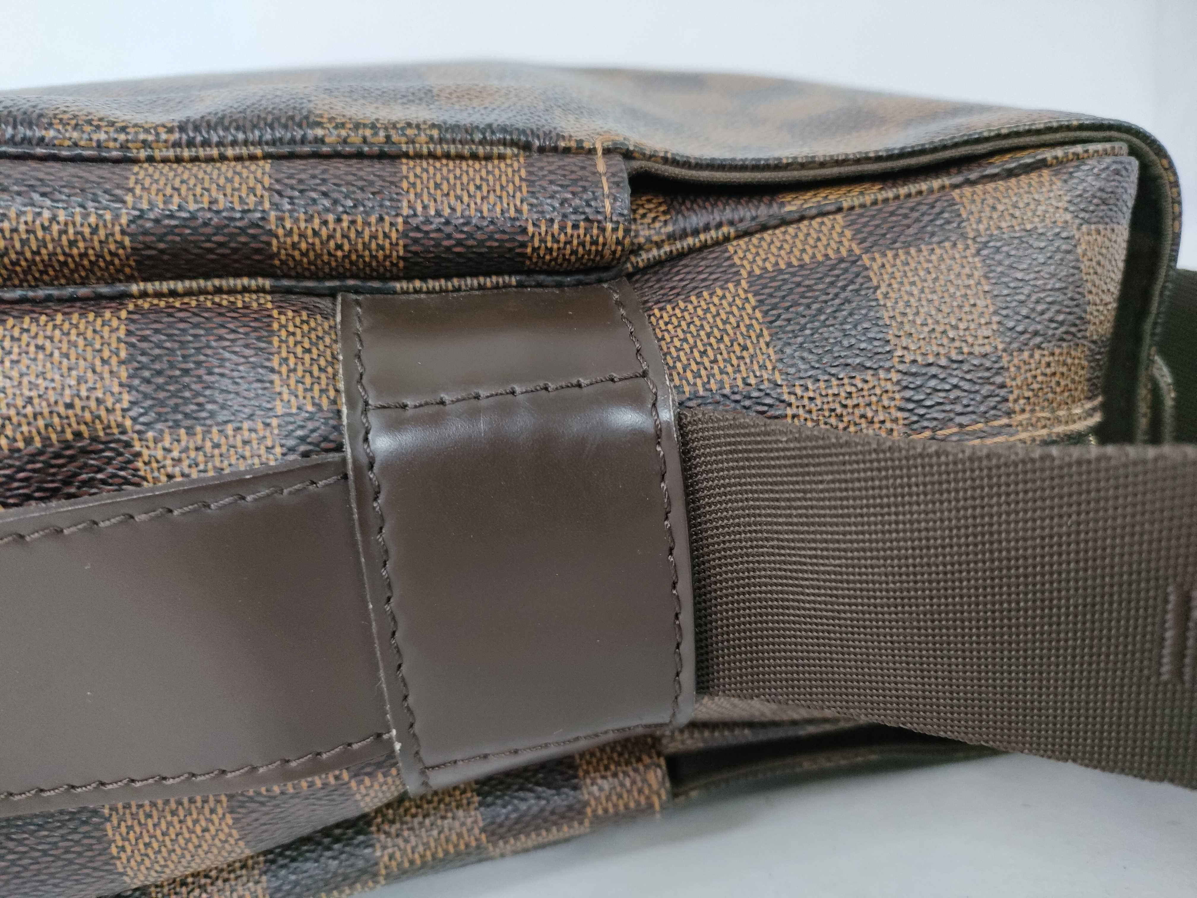 Damier Louis Vuitton Damier Shoulder Bag — view 5