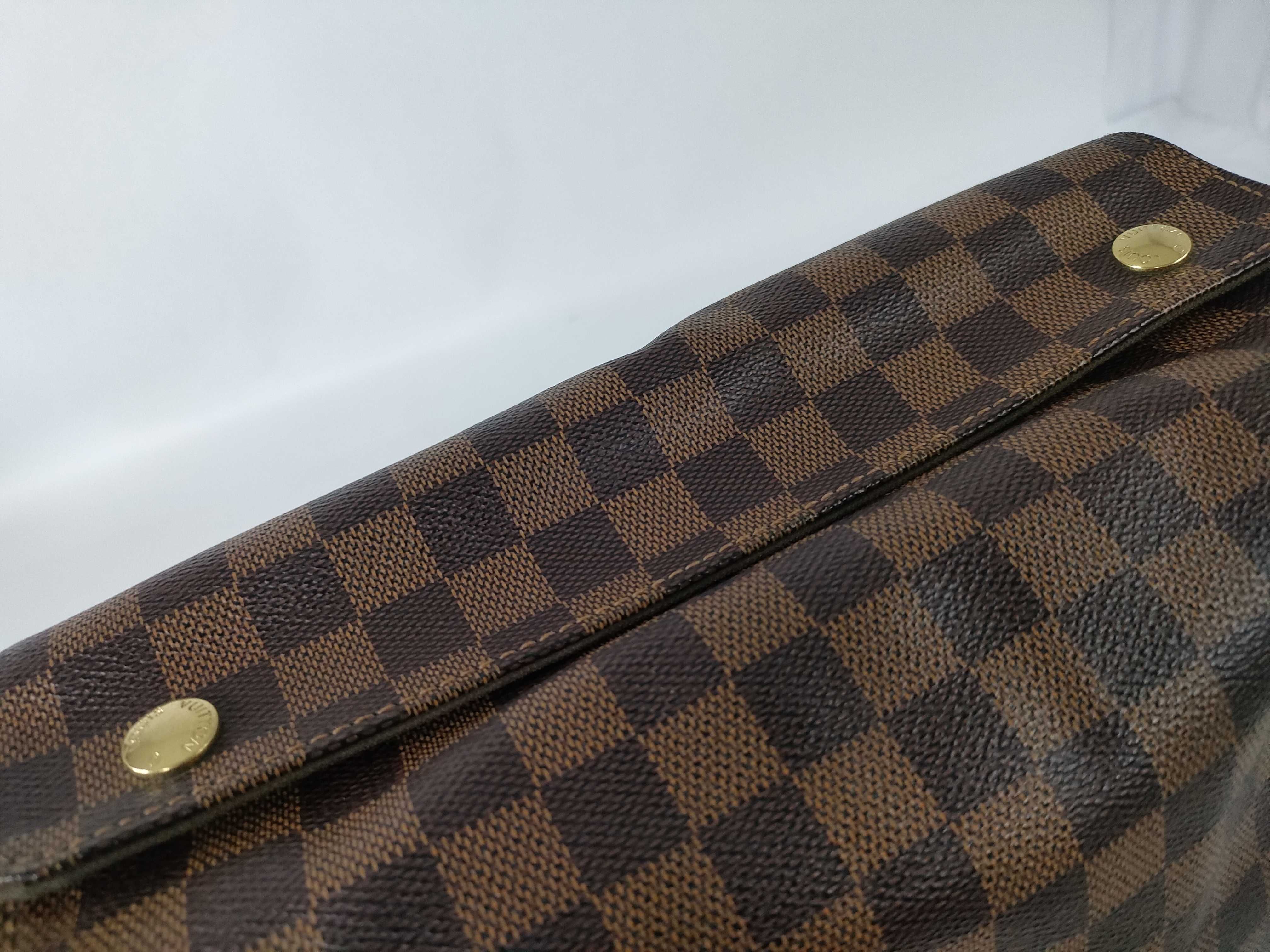 Damier Louis Vuitton Damier Shoulder Bag — view 8