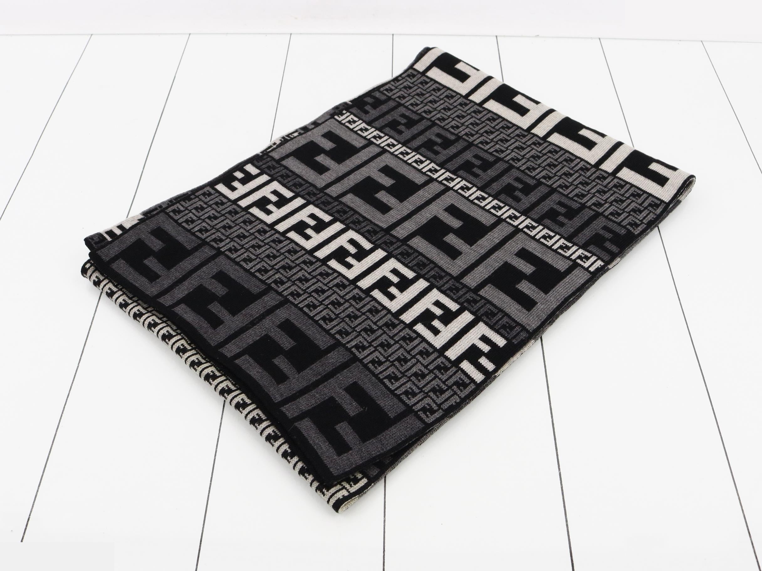 Zucca (accessories) - Scarf