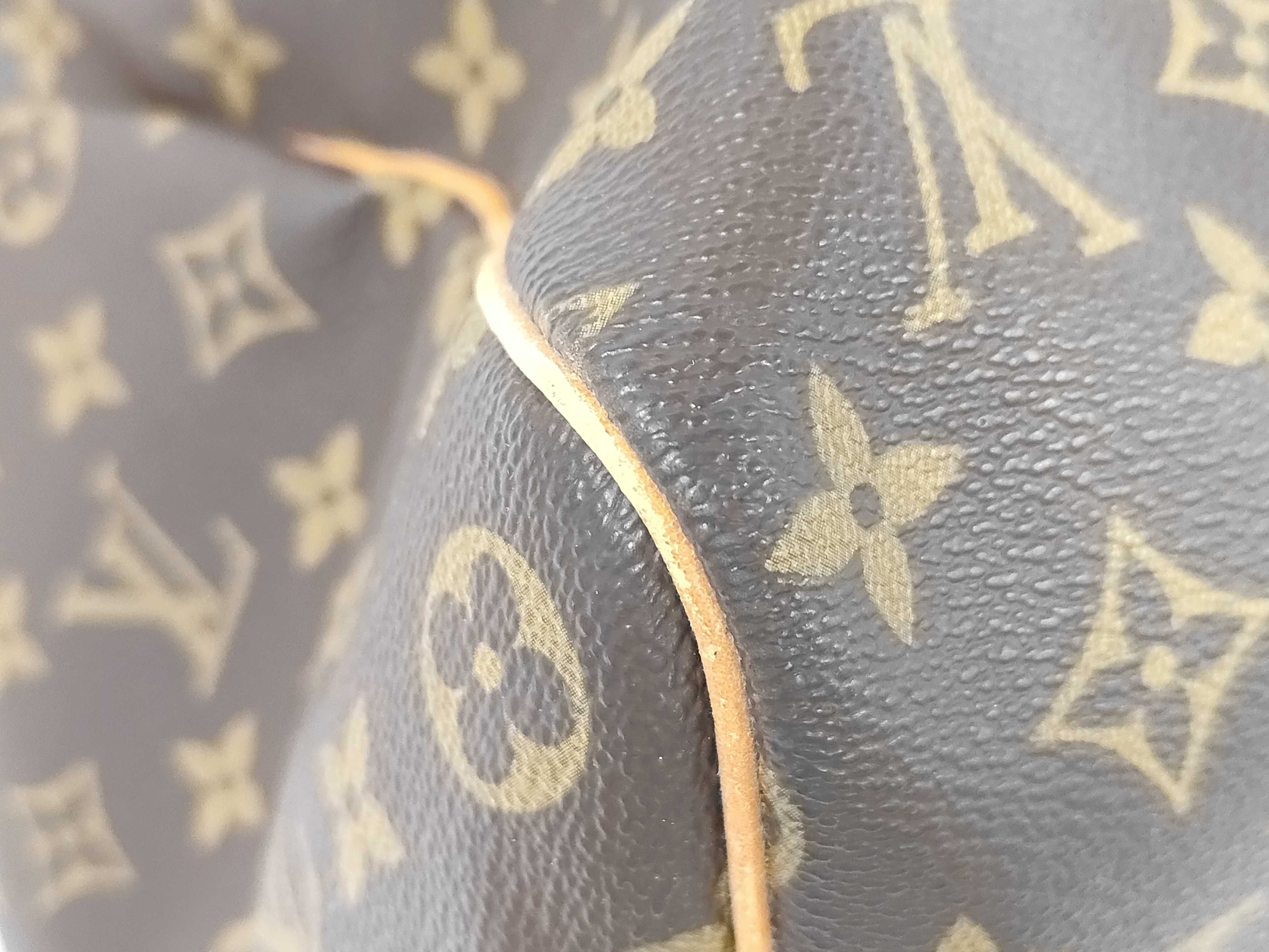 LV Keepall 45 Monogram M41428 Boston Bag — view 3