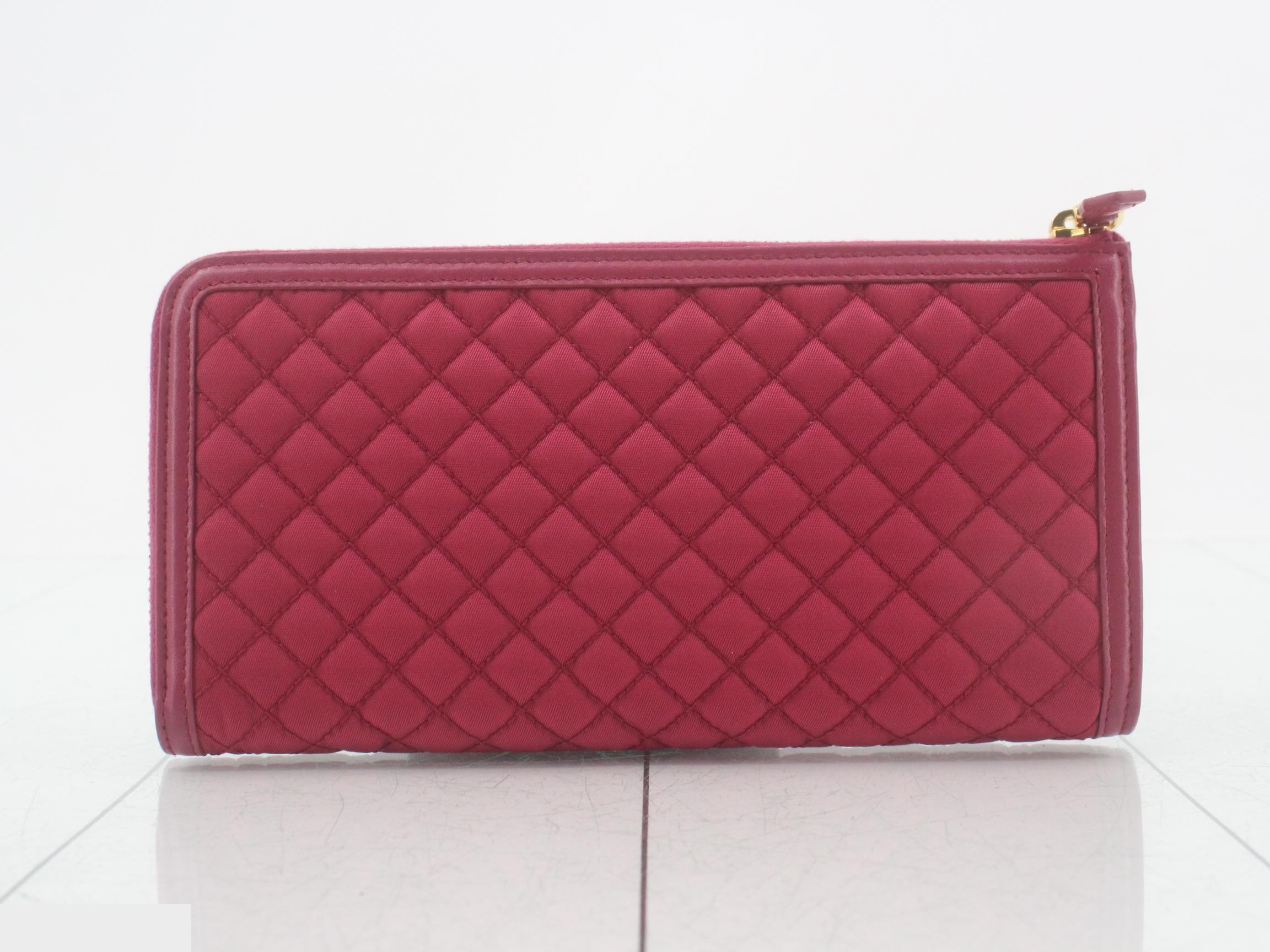 L-shaped wallet — view 2