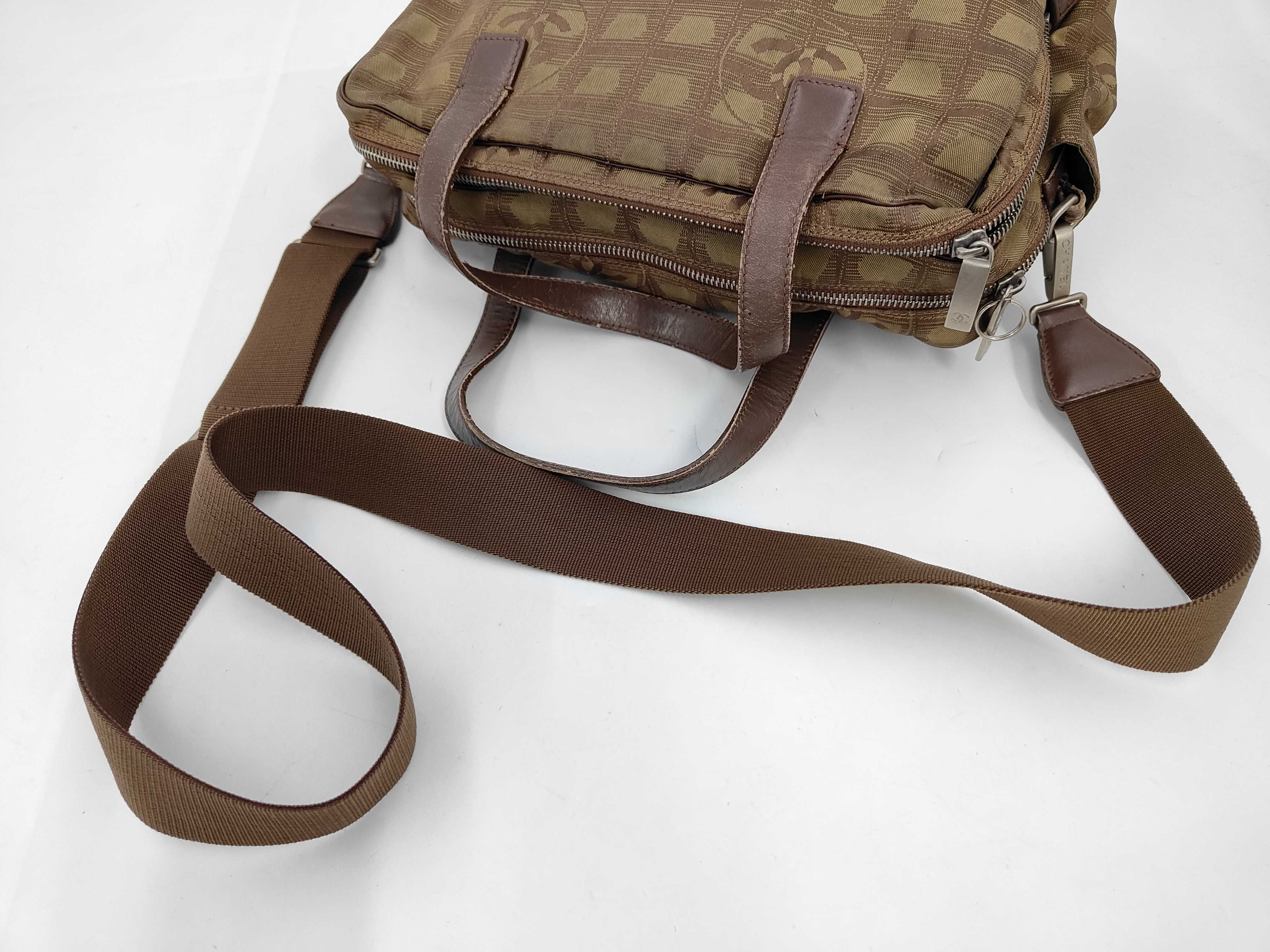KR - New Travel Line Nylon Shoulder Bag Brown x Khaki — view 4