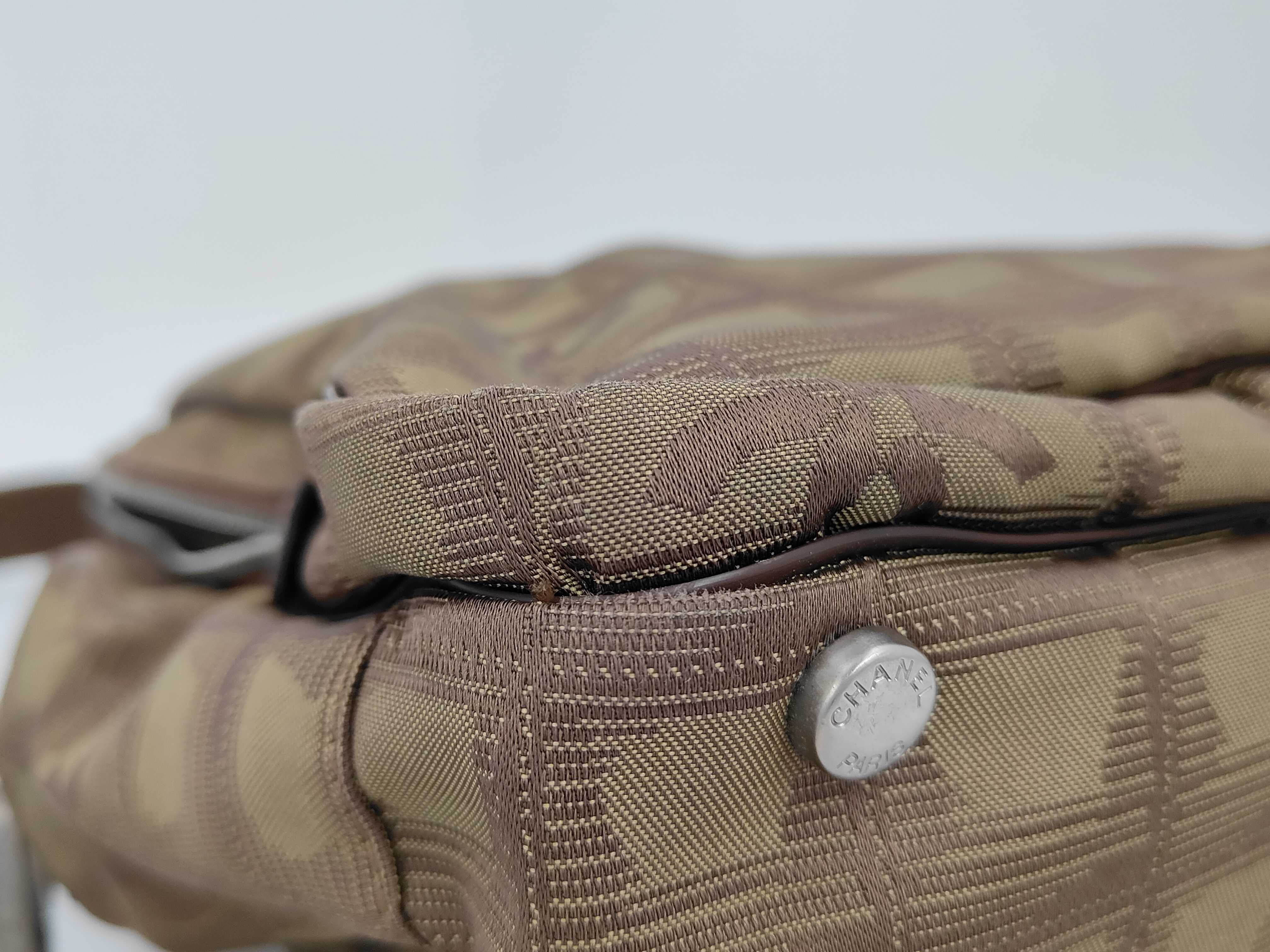 KR - New Travel Line Nylon Shoulder Bag Brown x Khaki — view 6