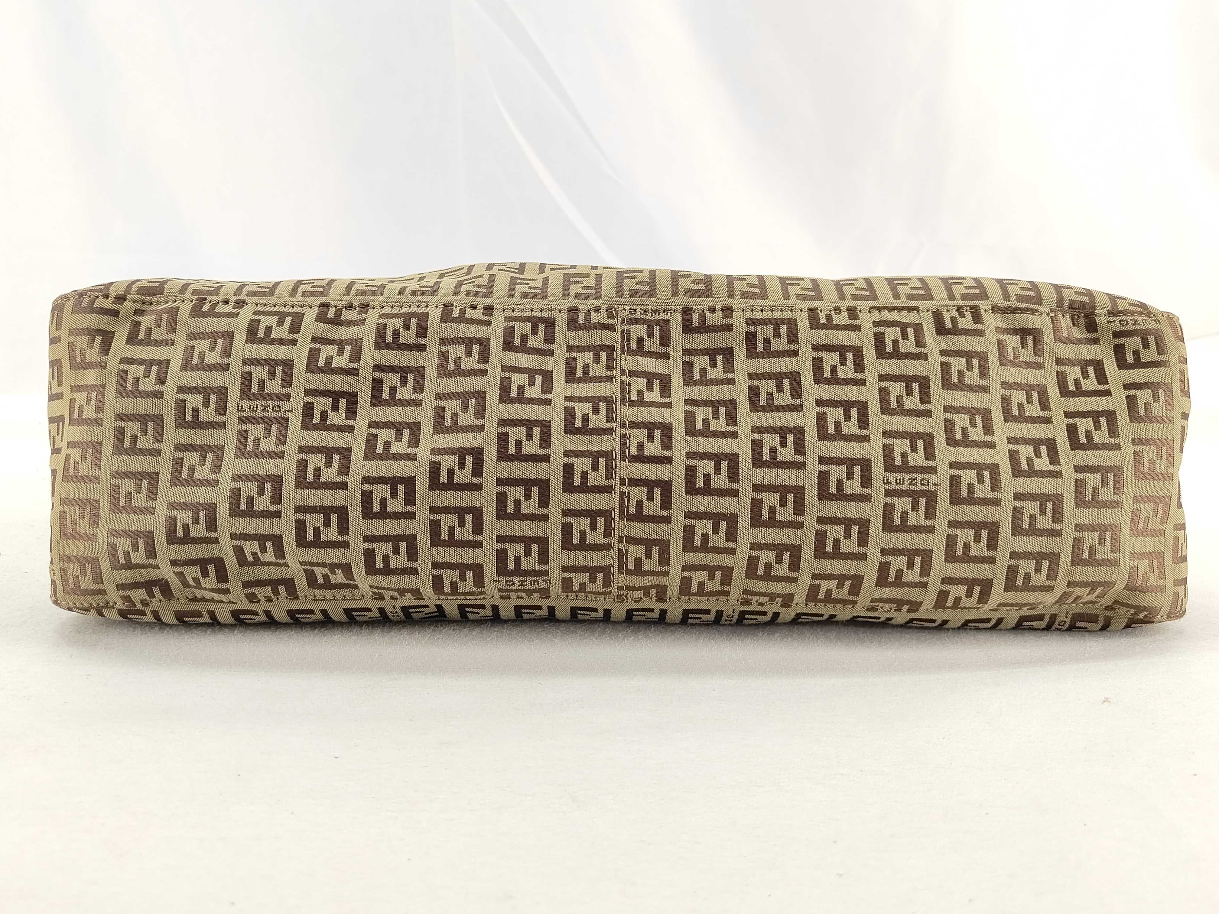 shoulder bag with Zucca pattern — view 8