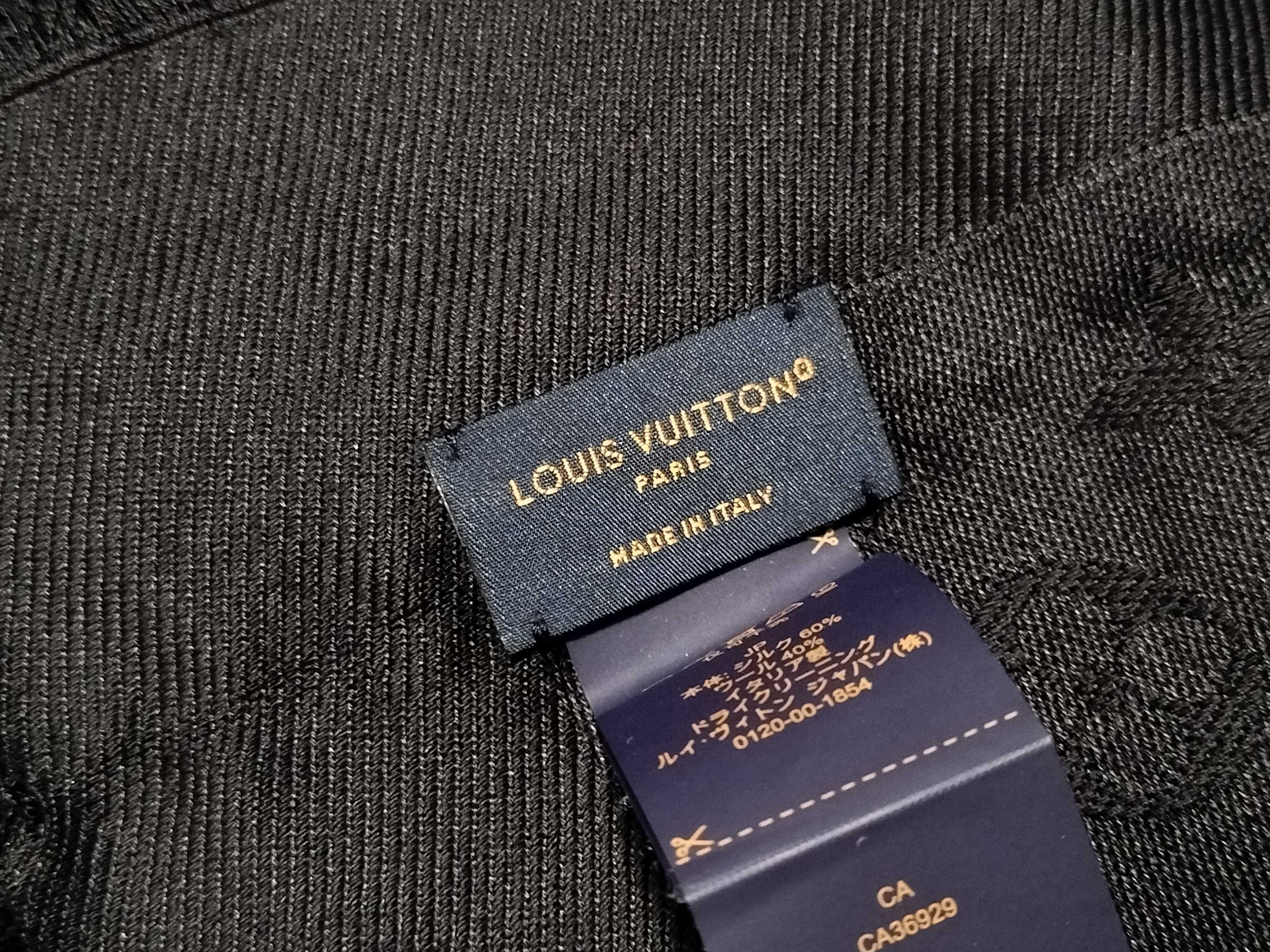 Monogram Stole M71329 (with tag) Other accessories — view 5
