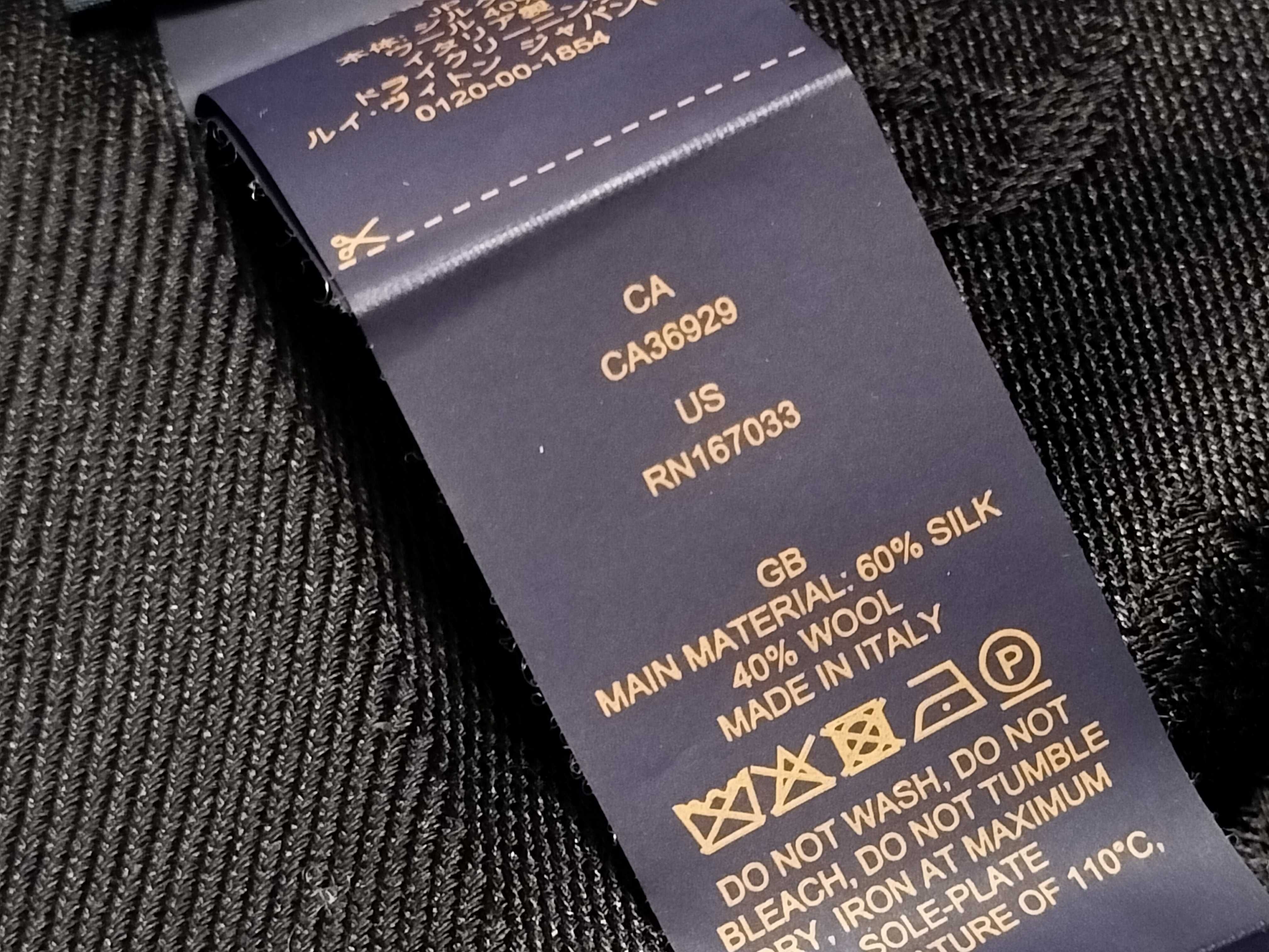 Monogram Stole M71329 (with tag) Other accessories — view 7