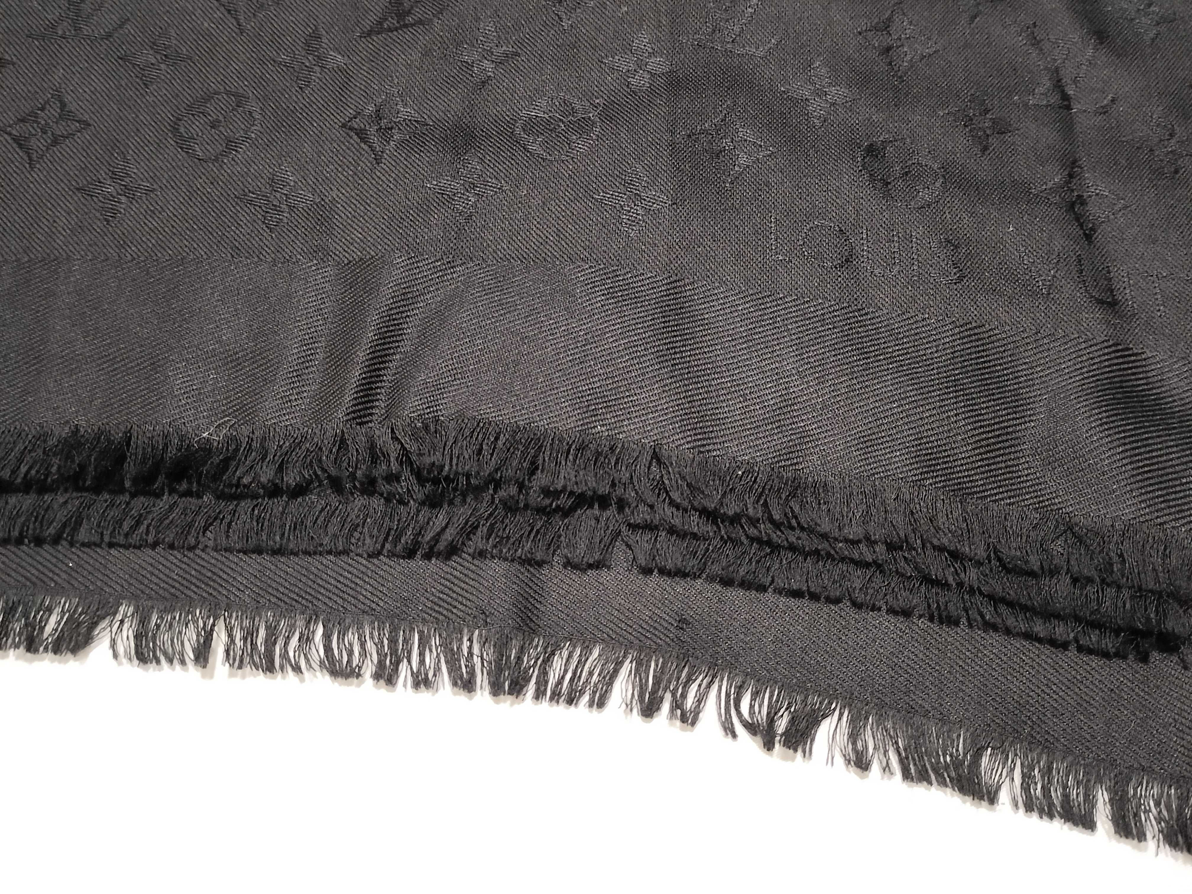 Monogram Stole M71329 (with tag) Other accessories — view 10