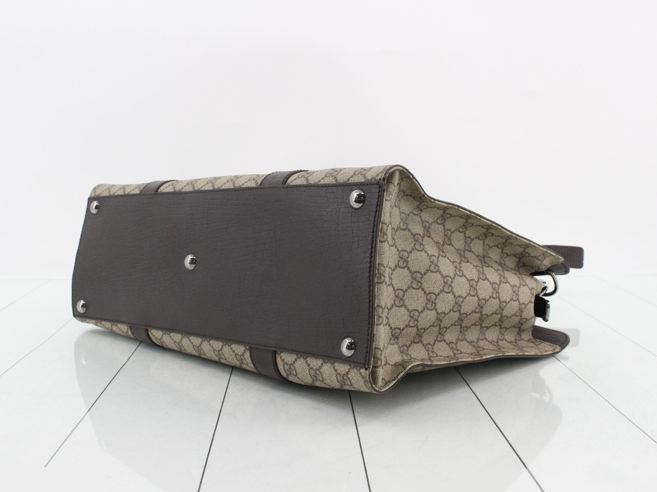 GG Supreme 2-Way Handbag — view 6