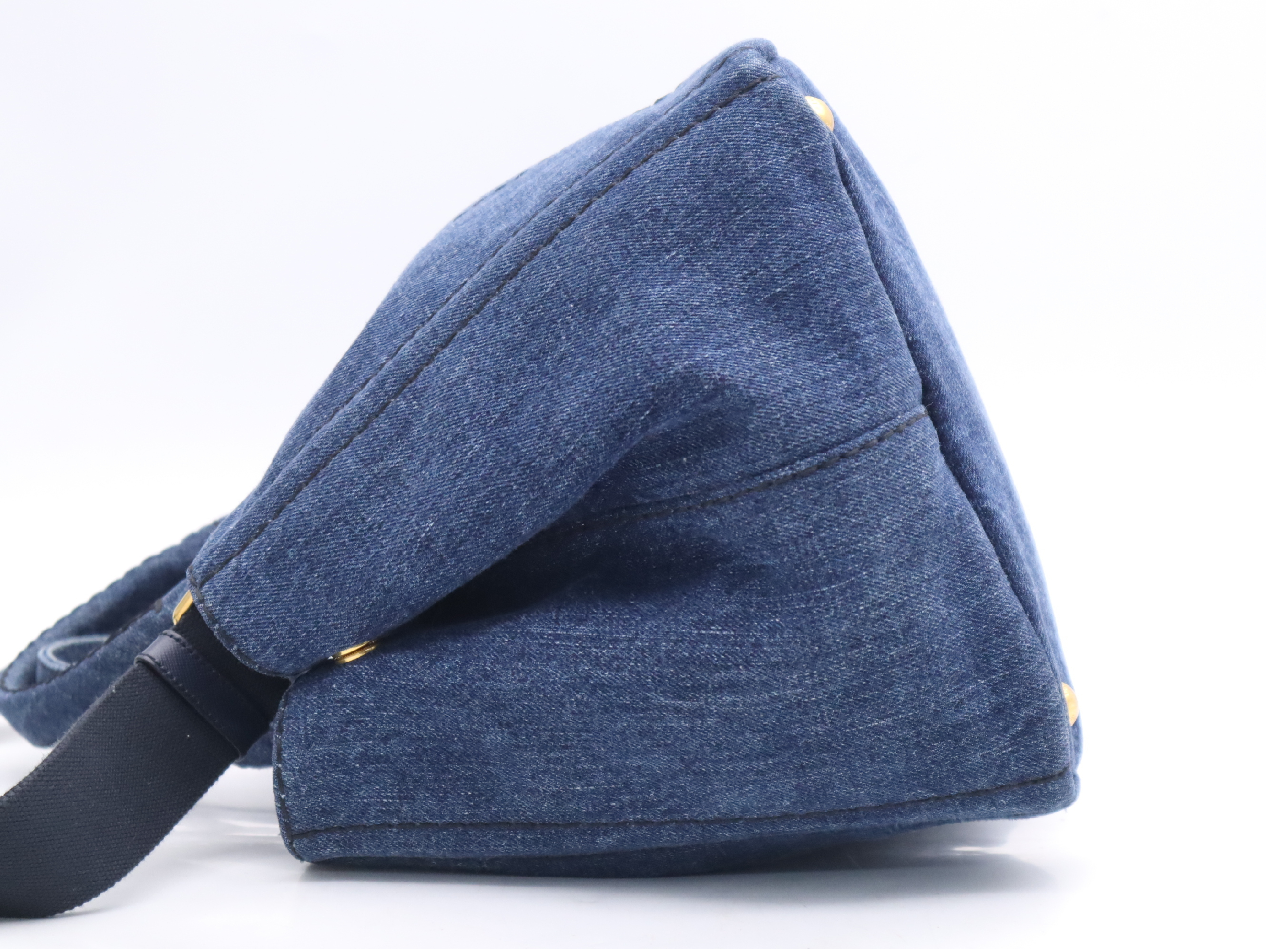 B2642B Denim 2-Way Tote Bag, Canapa Blue, with Shoulder Strap and Dust Bag. — view 3