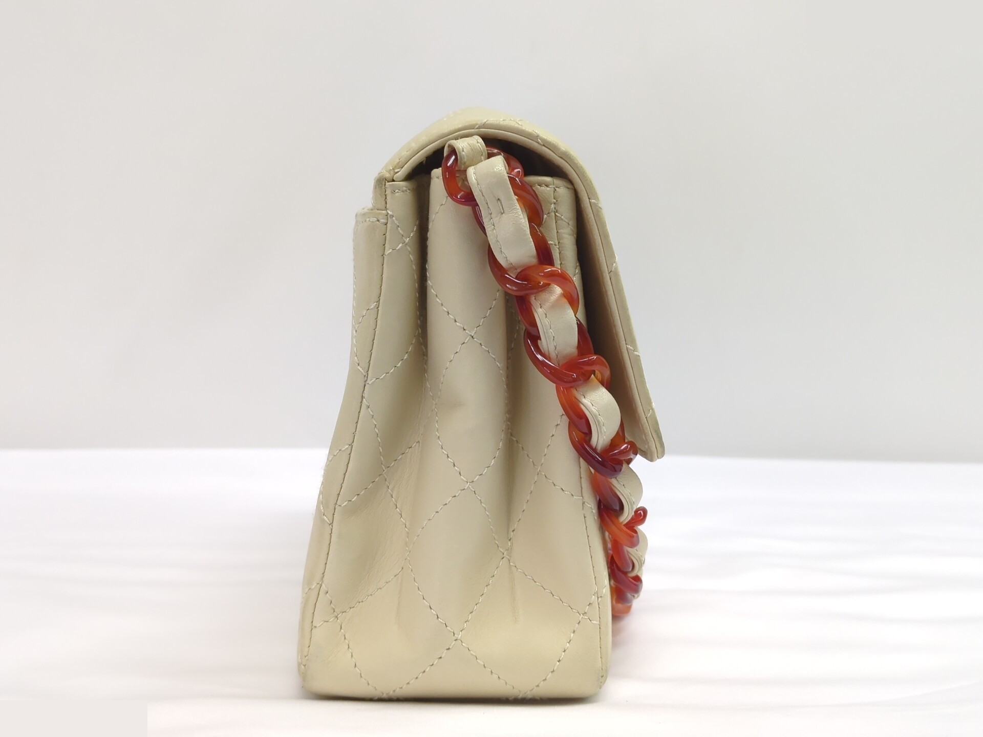 Matelassé (bag) — view 3