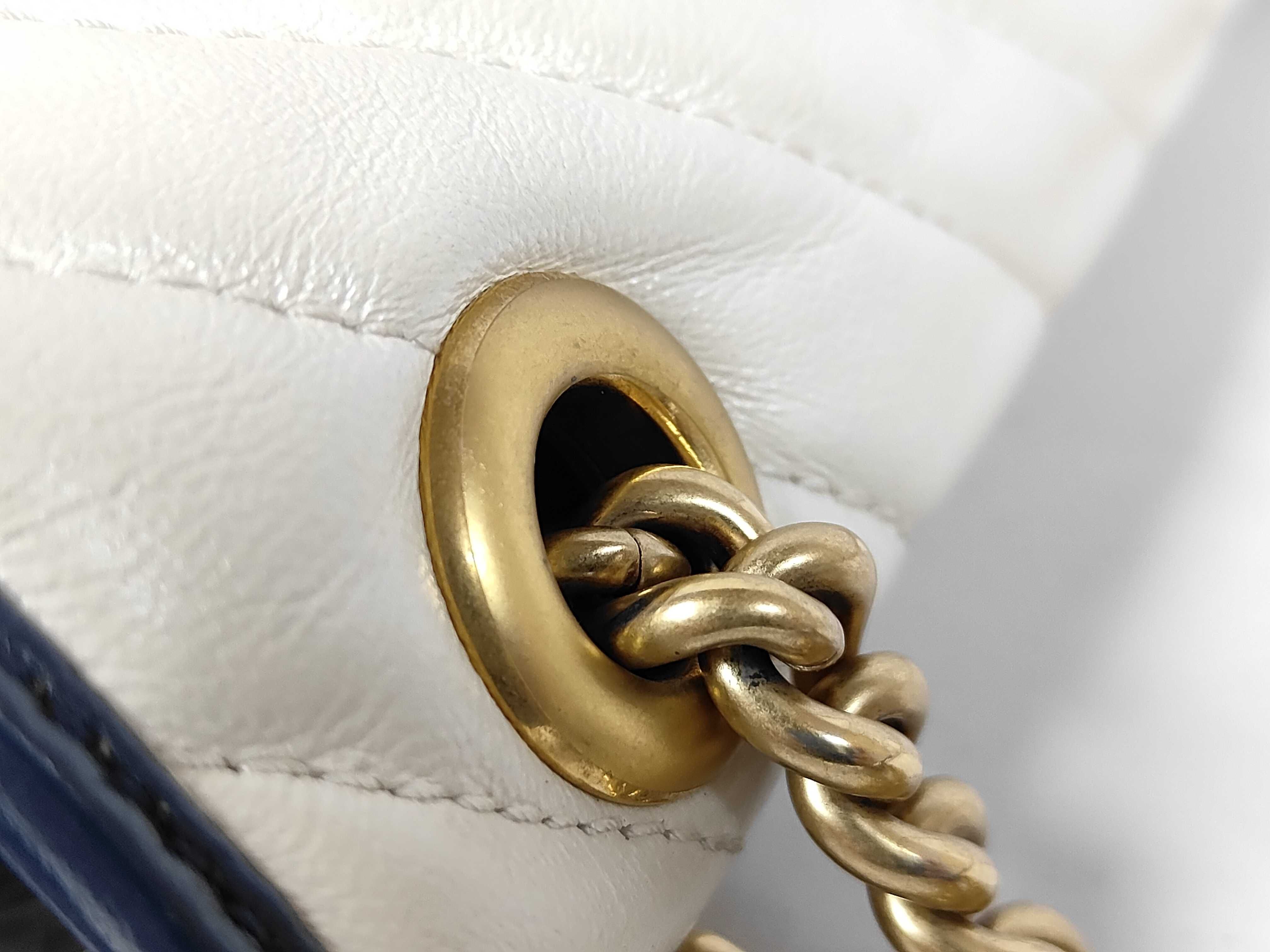 GG Marmont White Medium Shoulder Bag — view 5