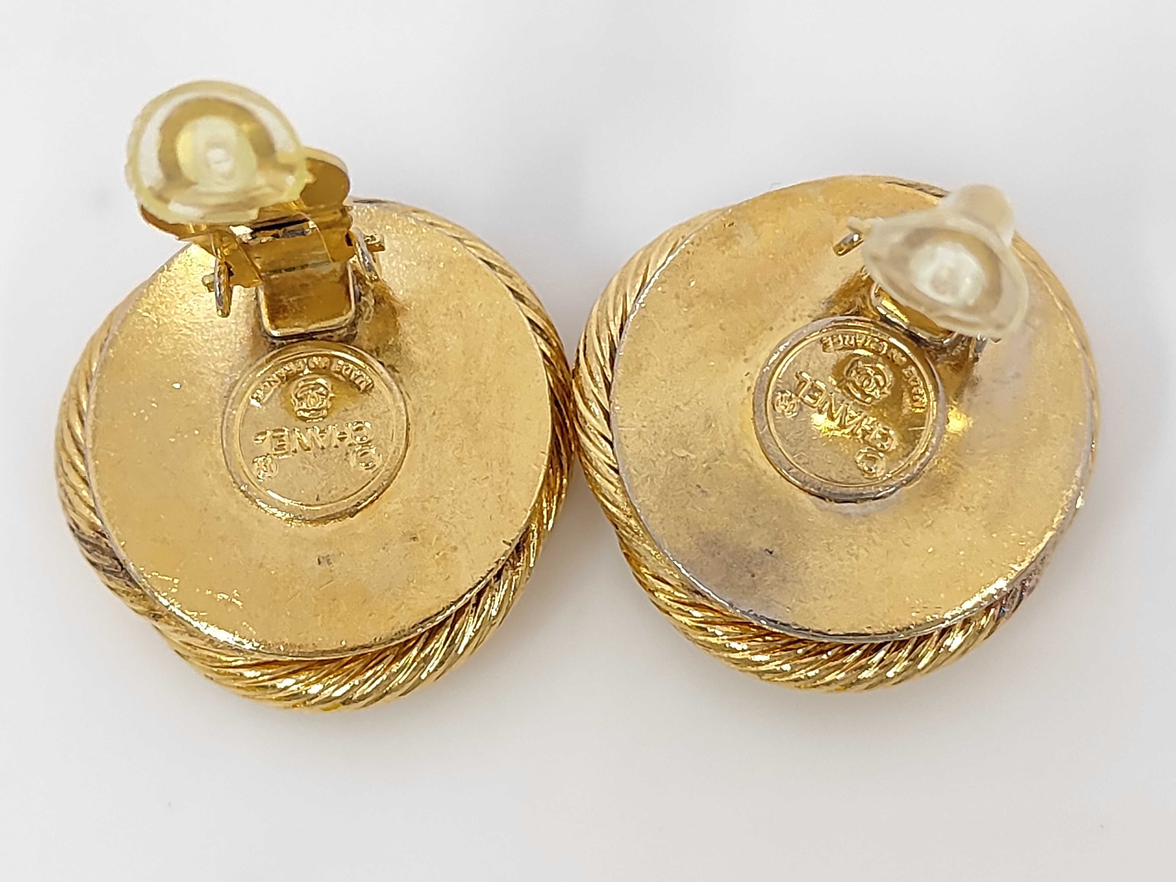 Earrings — view 5