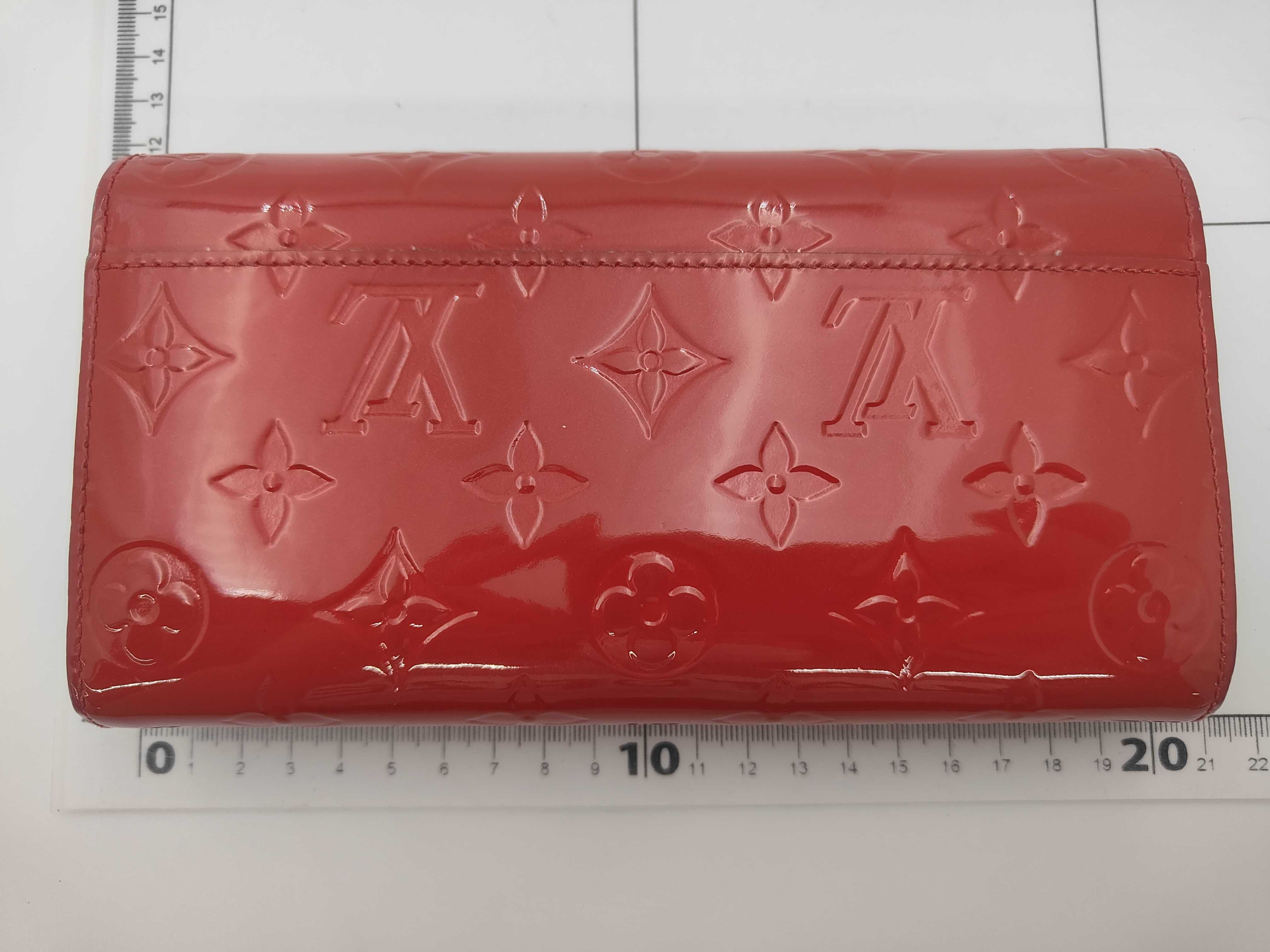 Vernis LV Sarah Vernis Red Wallet — view 2