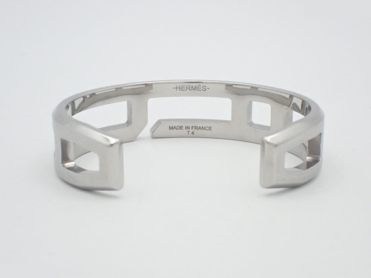 Play Silver Bangle T4 size, wrist circumference approximately 18cm — view 2