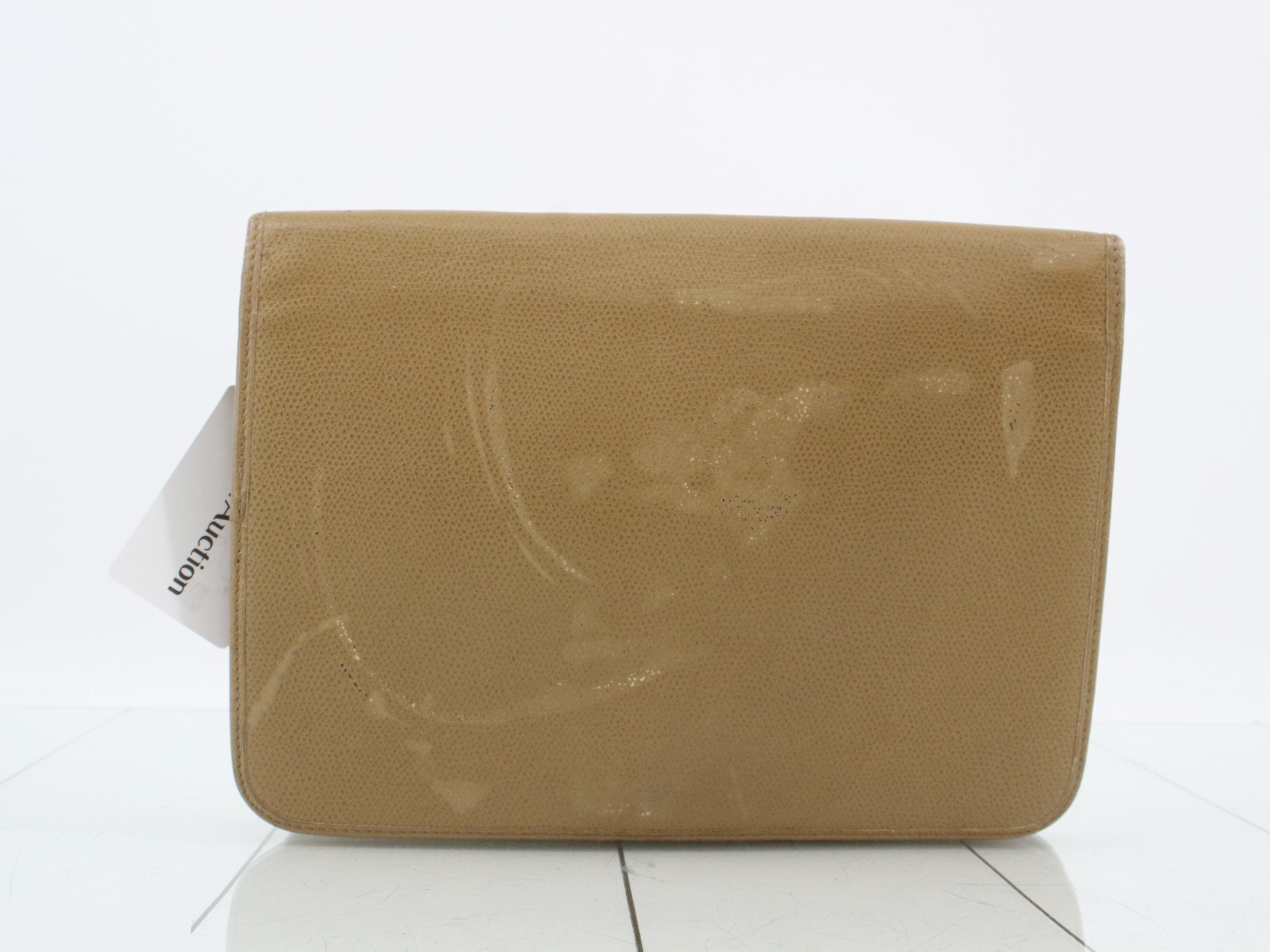Leather logo plate 2-way clutch bag — view 2
