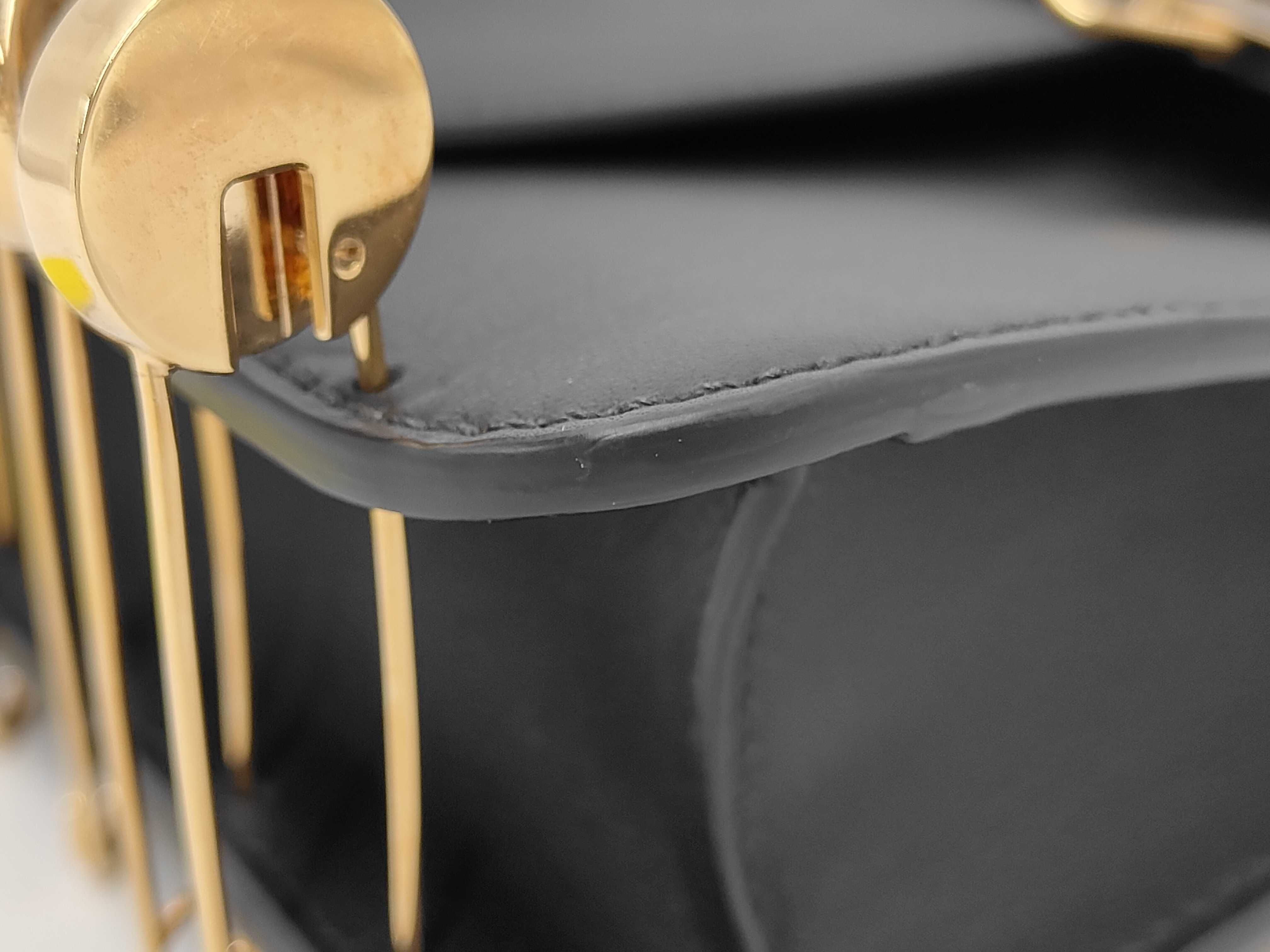 Brooch Baguette Bag Handbag — view 6