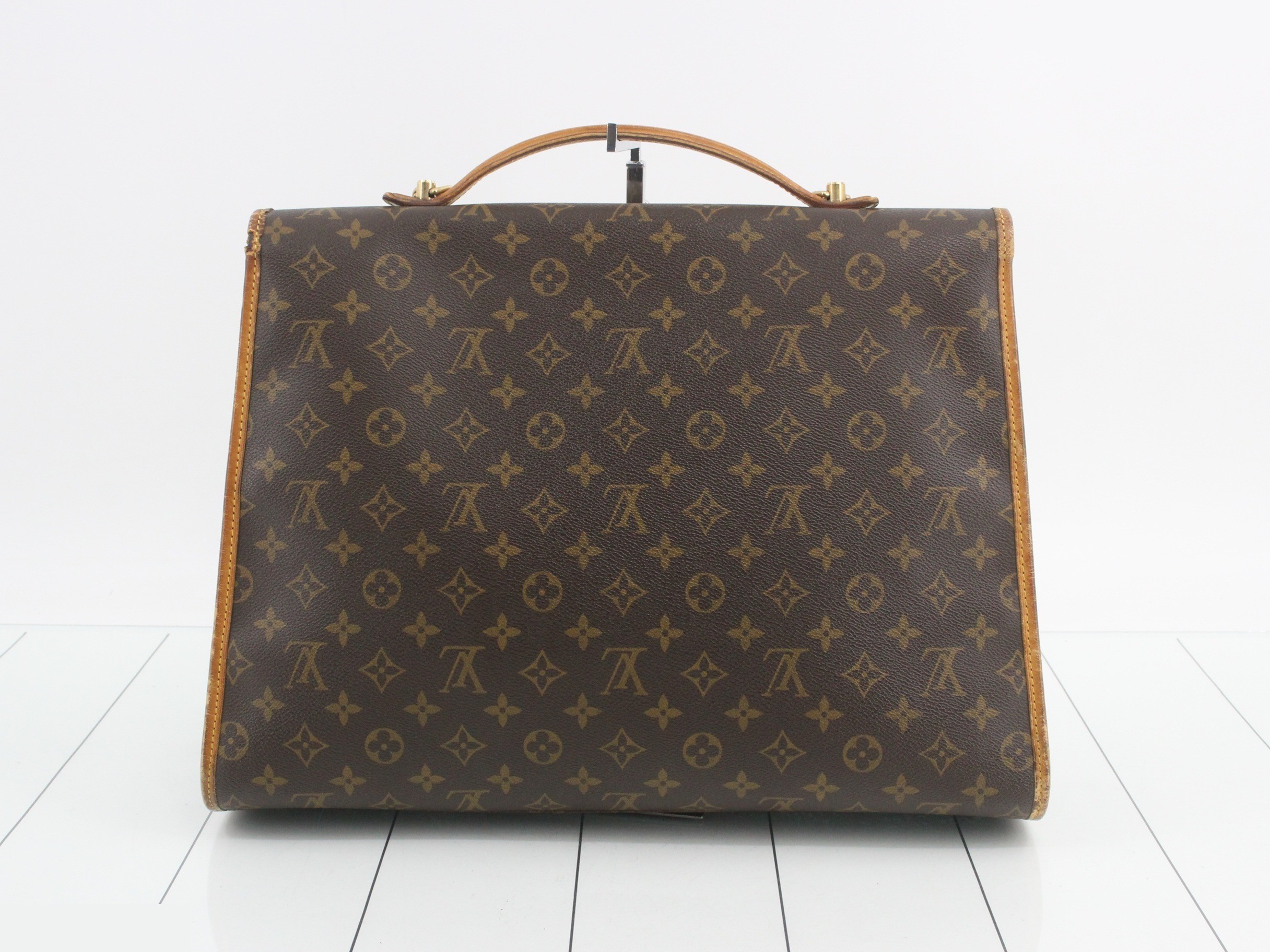 Beverly with shoulder strap — view 2