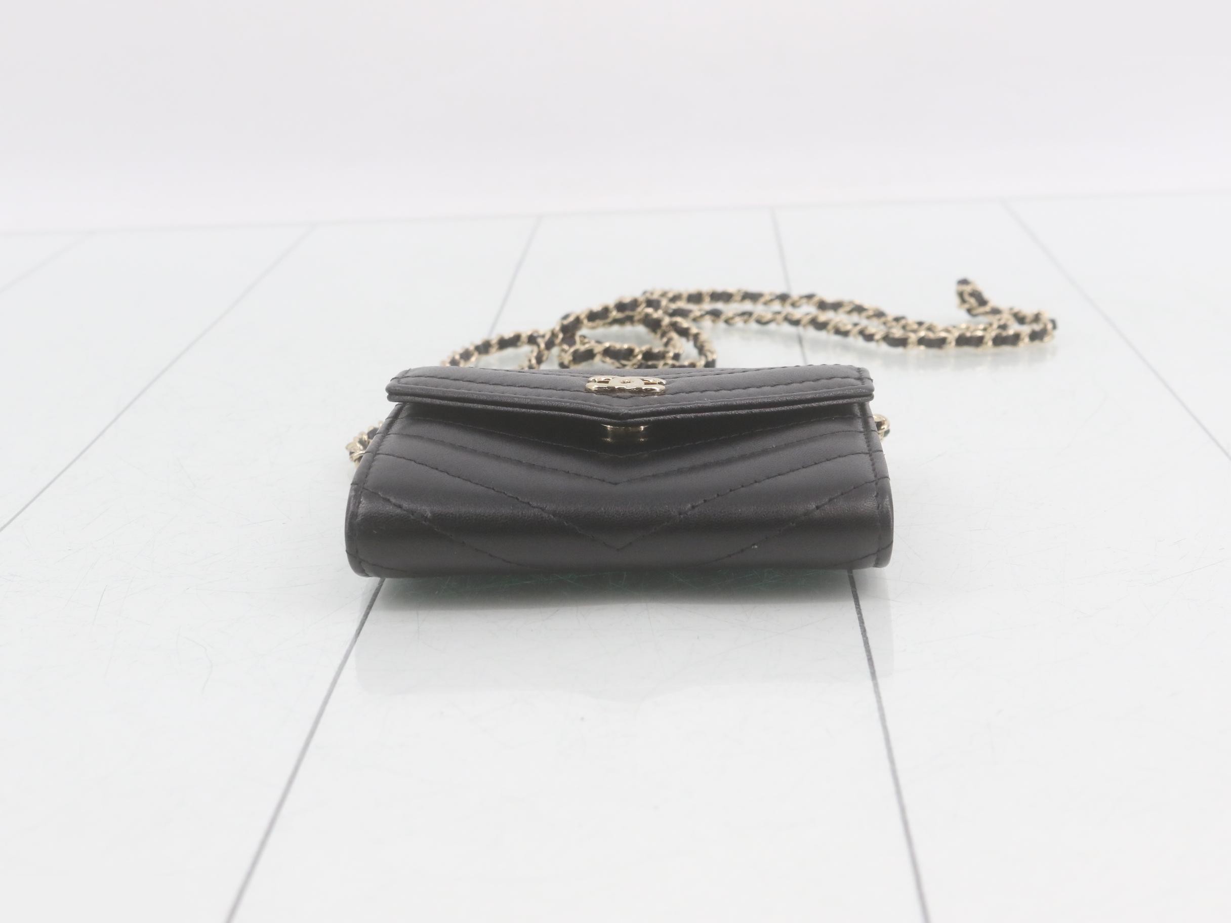Chevron Leather Chain Card Case — view 3