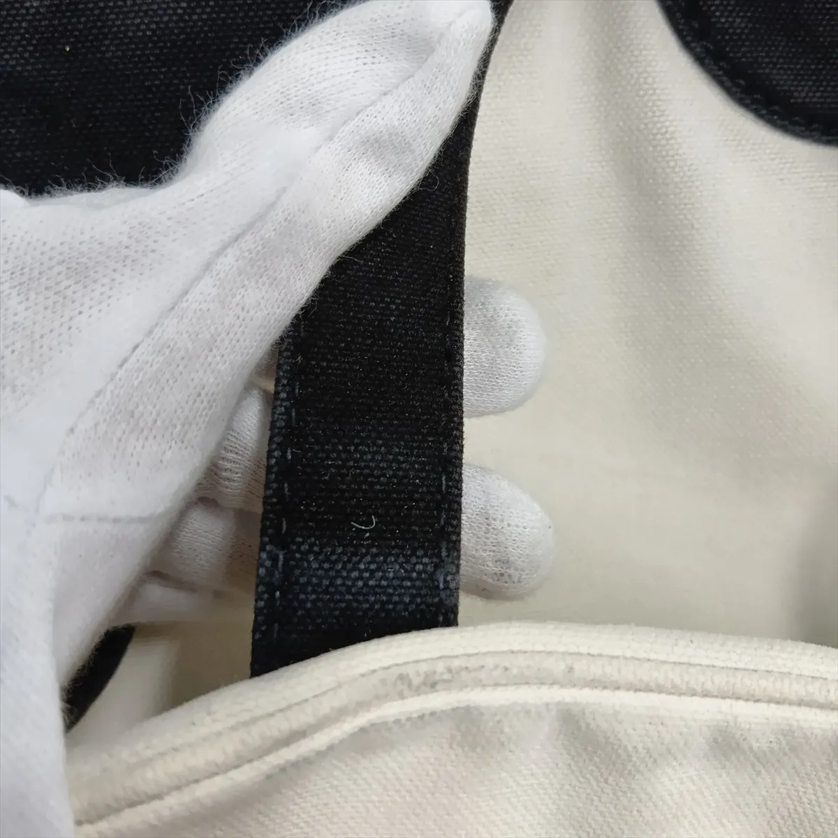 Marshmallow Canvas Tote Bag, White x Black, Gold Hardware, 8715877, Series 8 — view 11