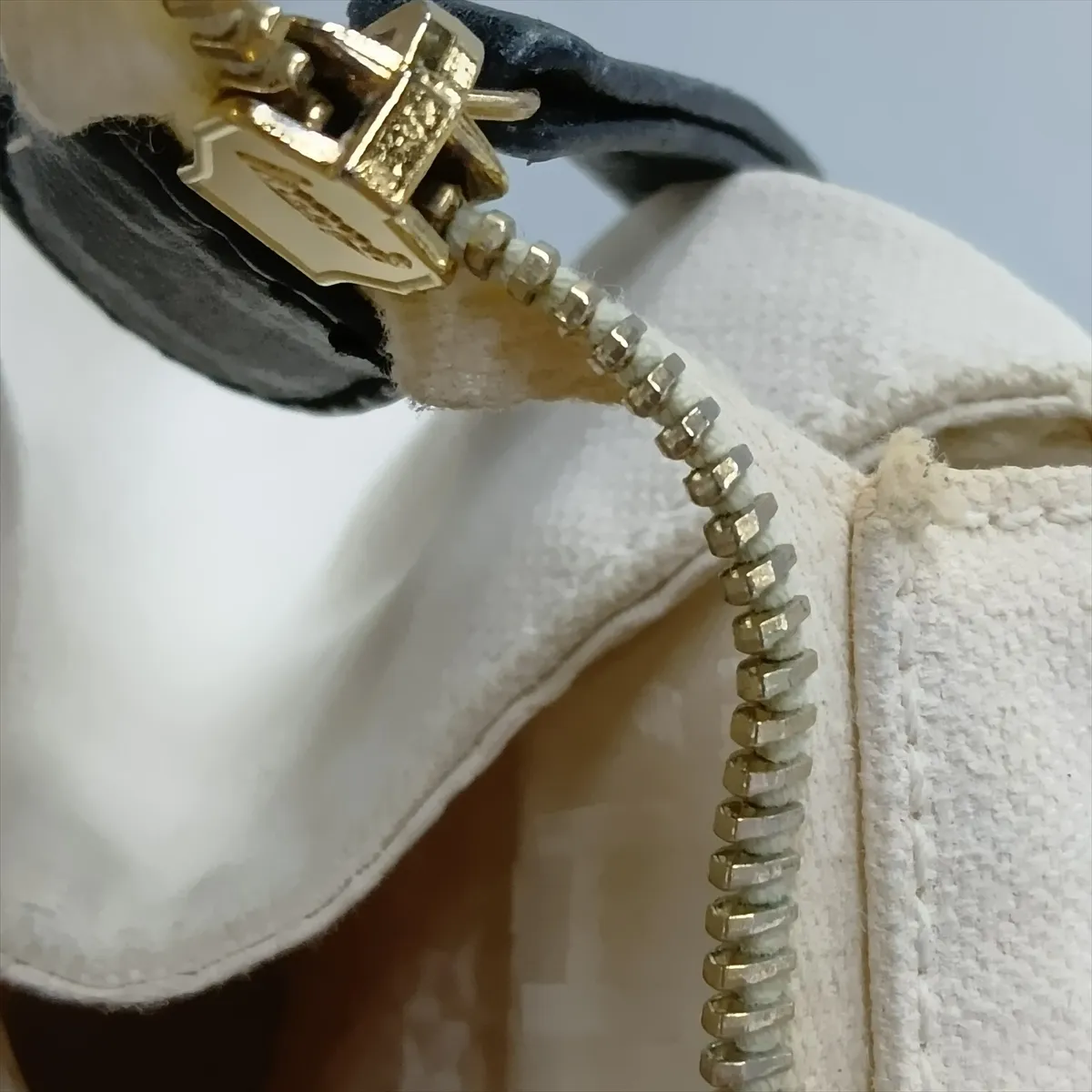 Marshmallow Canvas Tote Bag, White x Black, Gold Hardware, 8715877, Series 8 — view 14