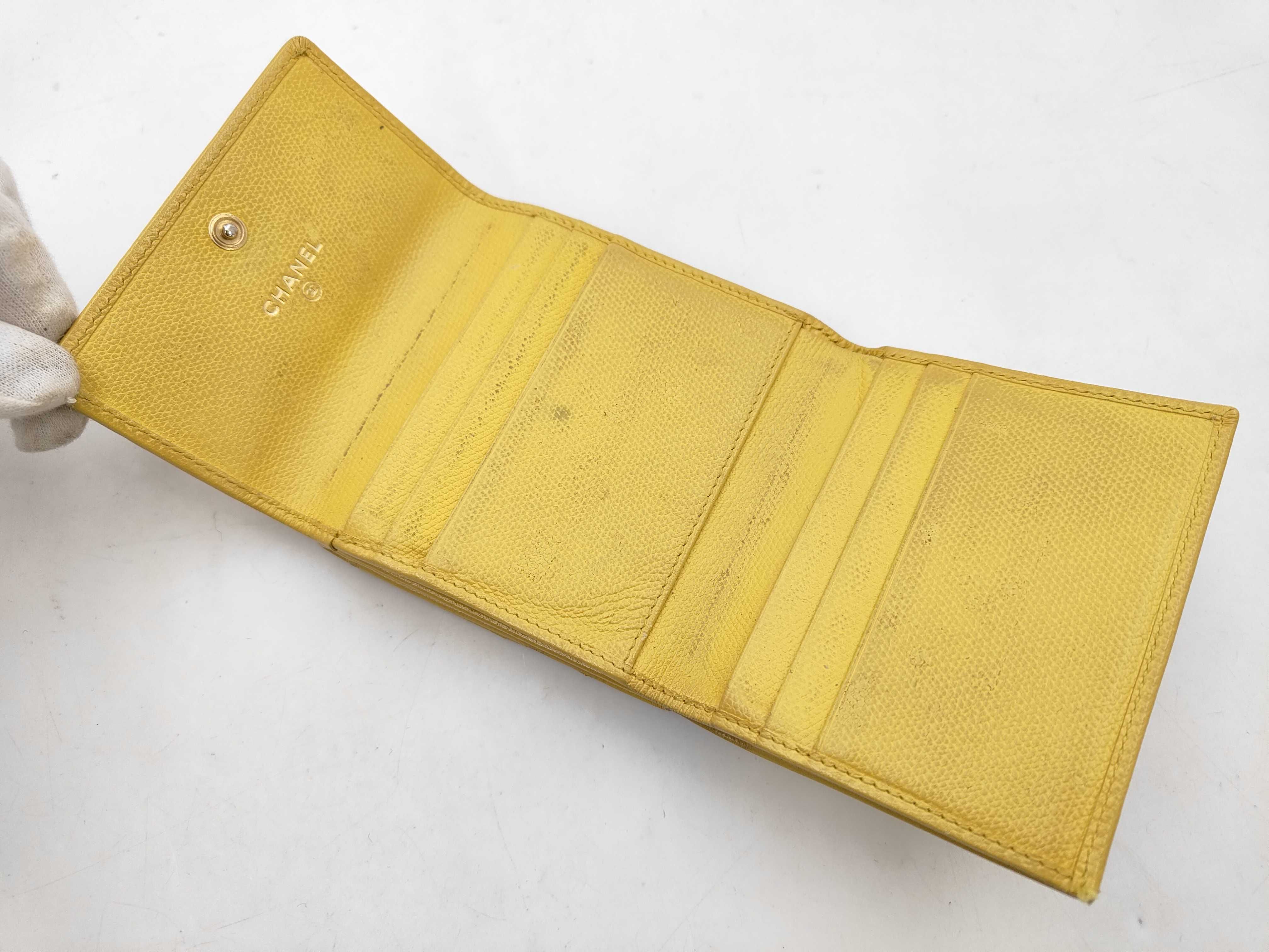 Caviar Skin Folding Wallet — view 4