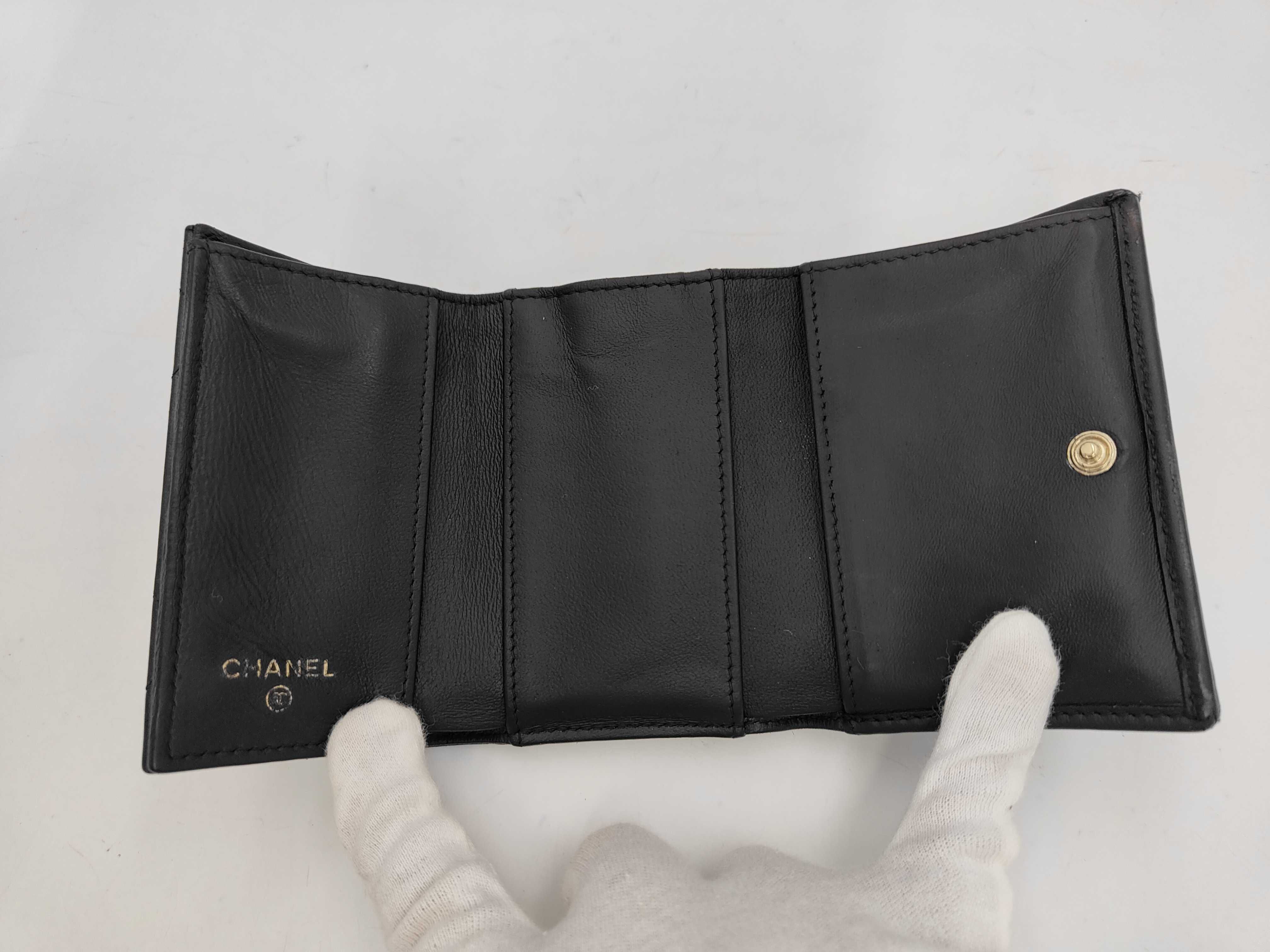 trifold wallet — view 5