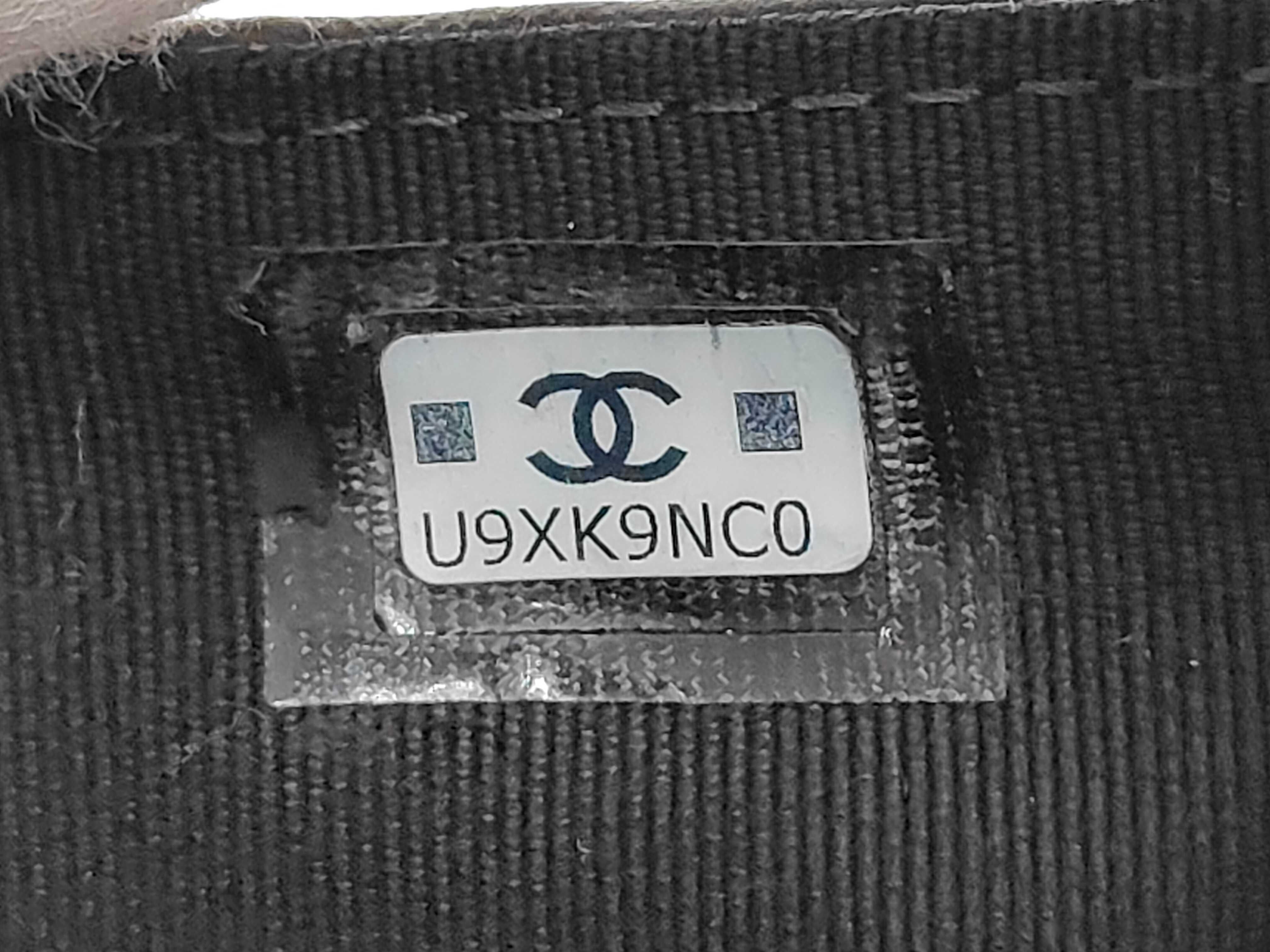 trifold wallet — view 7