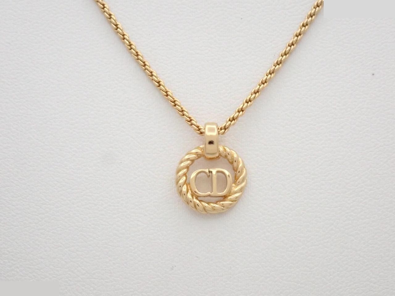 Gold necklace