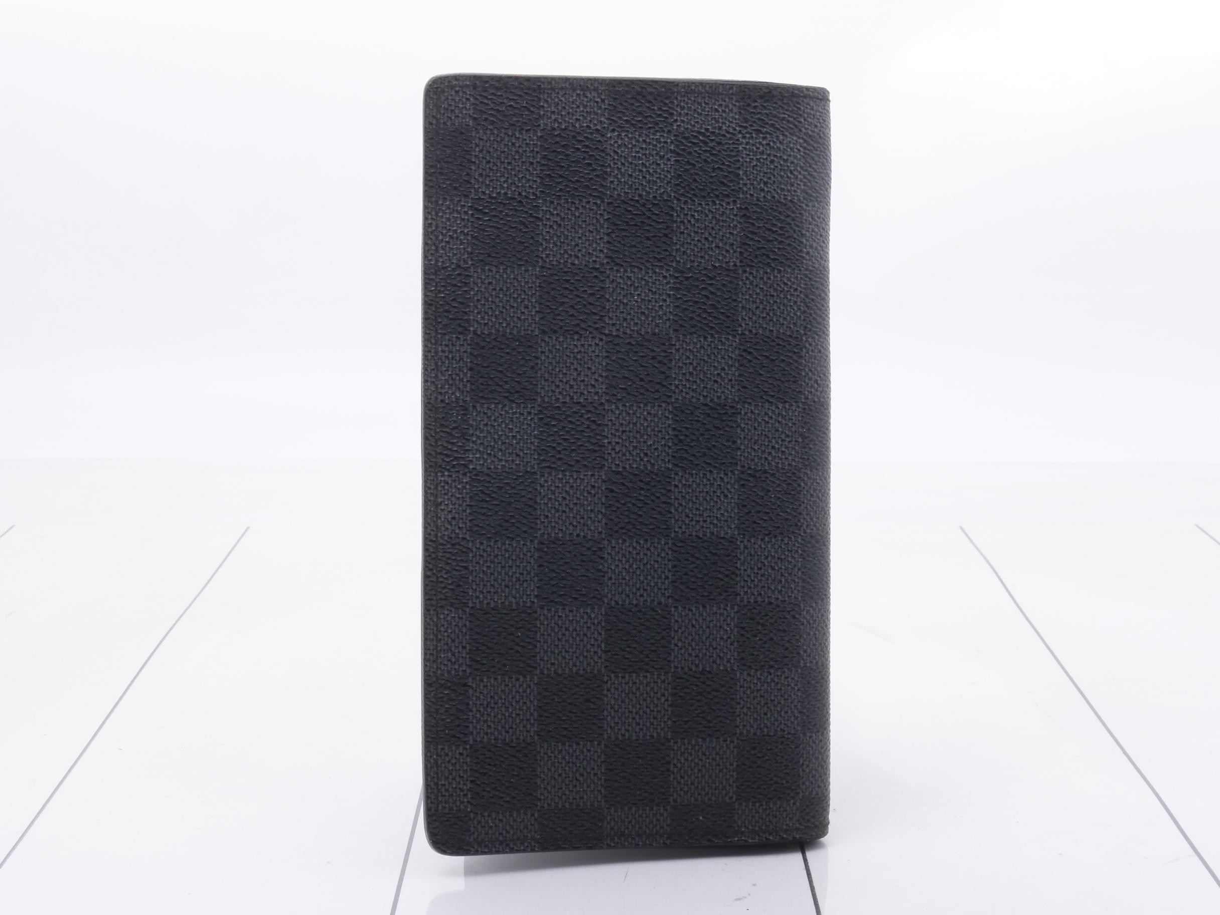 Graphite Brother — view 2
