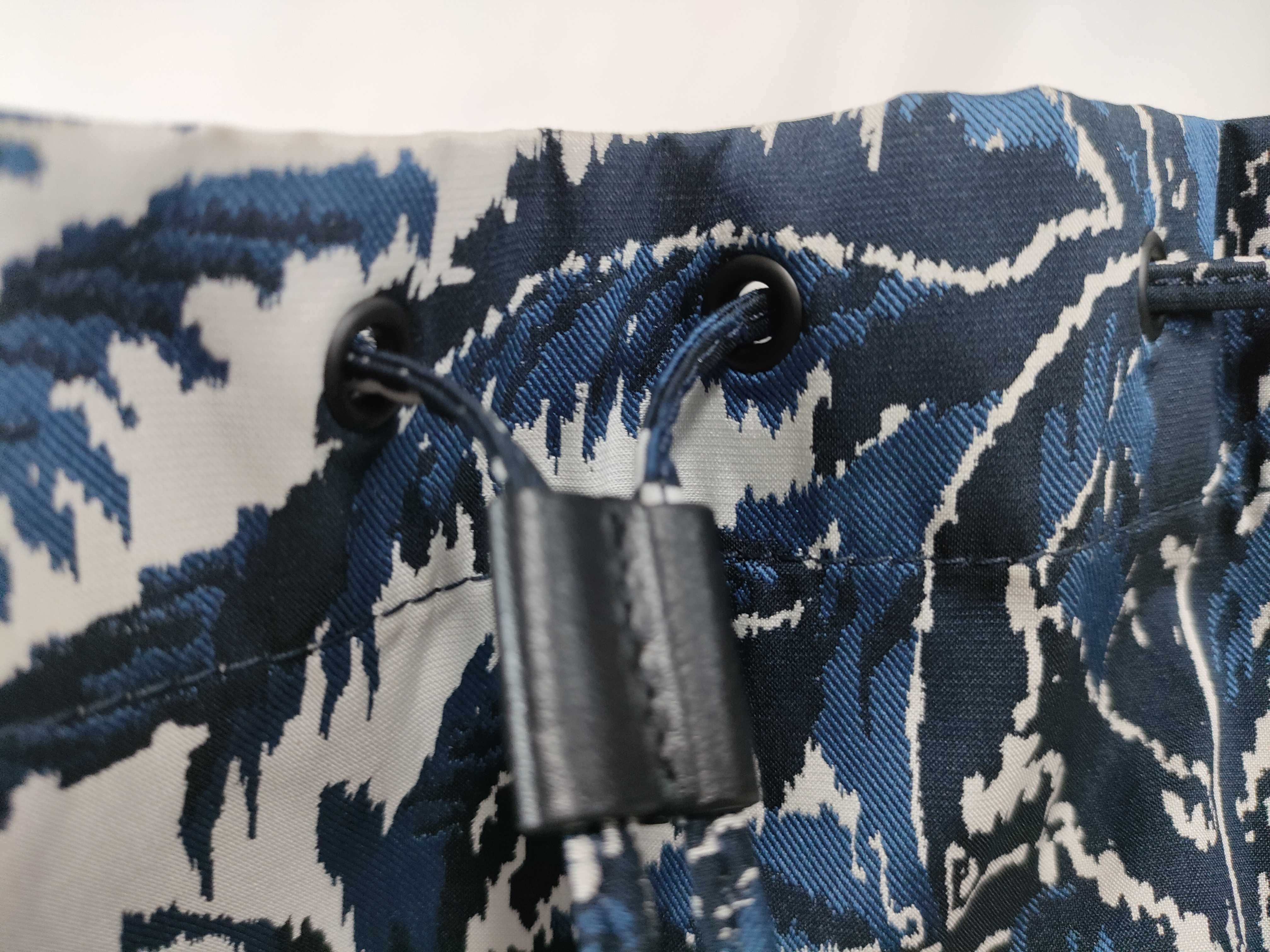 Travel Pouch Palm Tree Drawstring Pouch — view 14